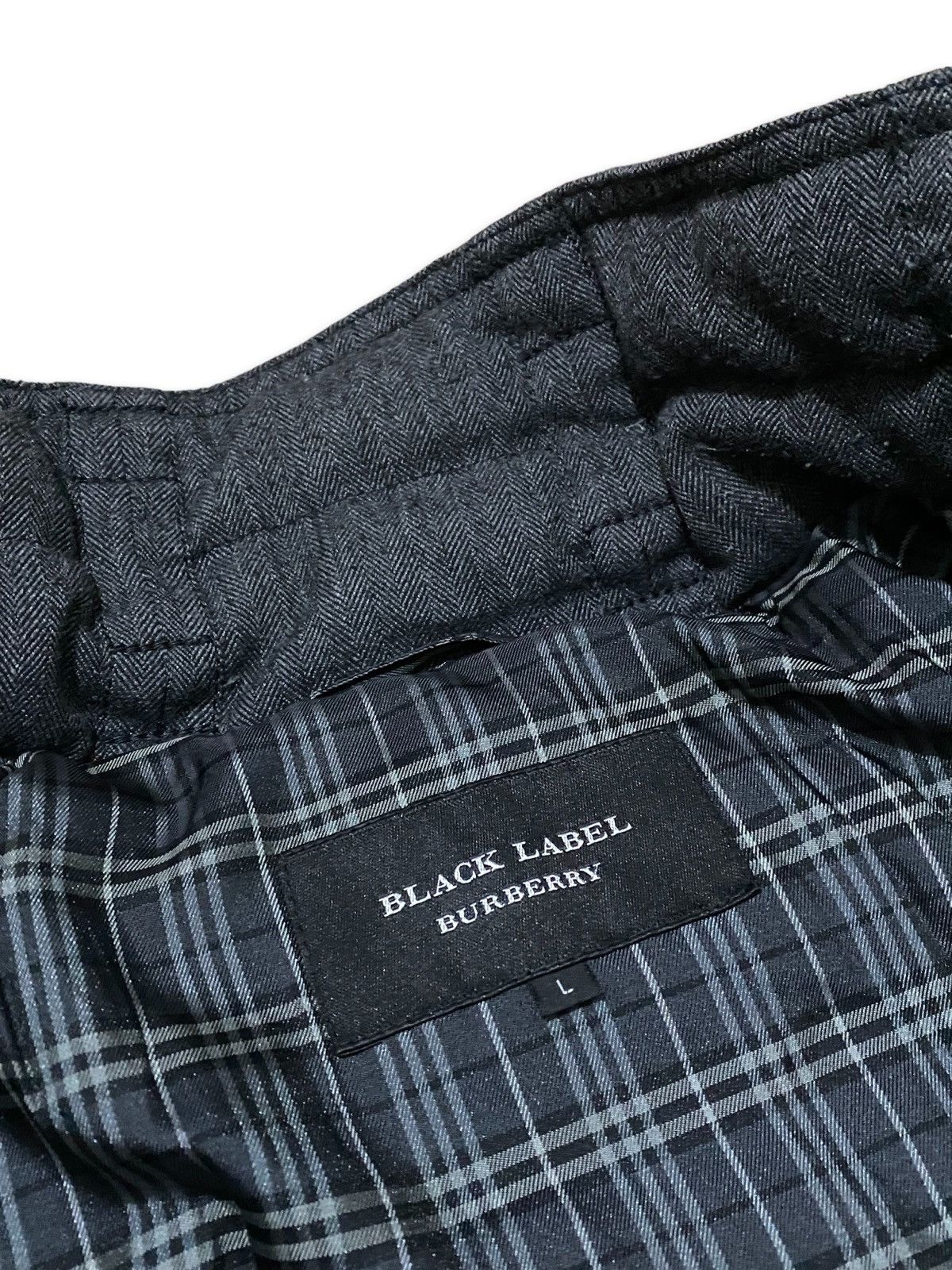 Burberry Vintage Burberry Black Label Heavy Coat Size US L / EU 52-54 / 3 - 9 Thumbnail