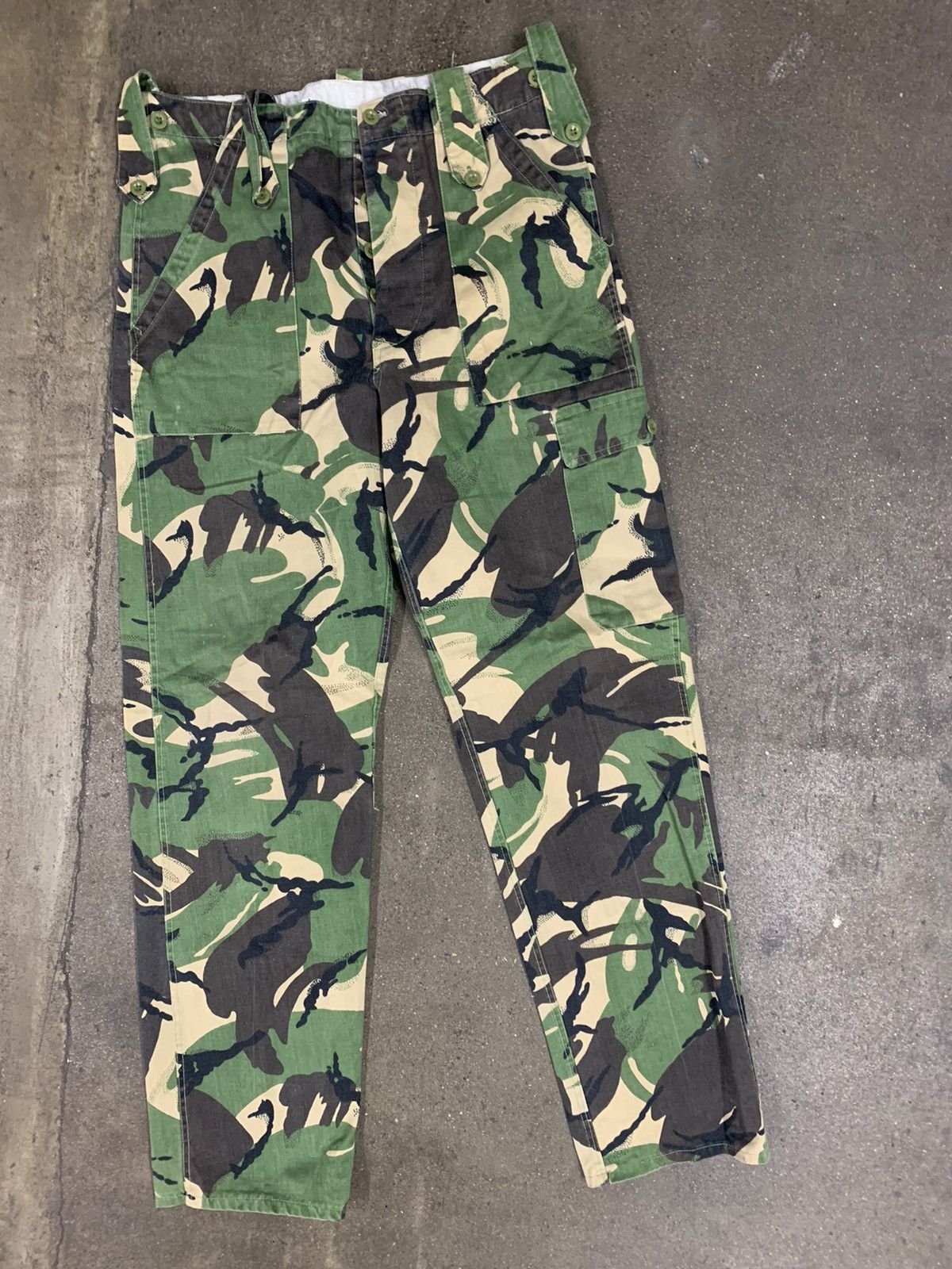 Vintage Vintage Lizard Camo Military Pants 32x31 | Grailed