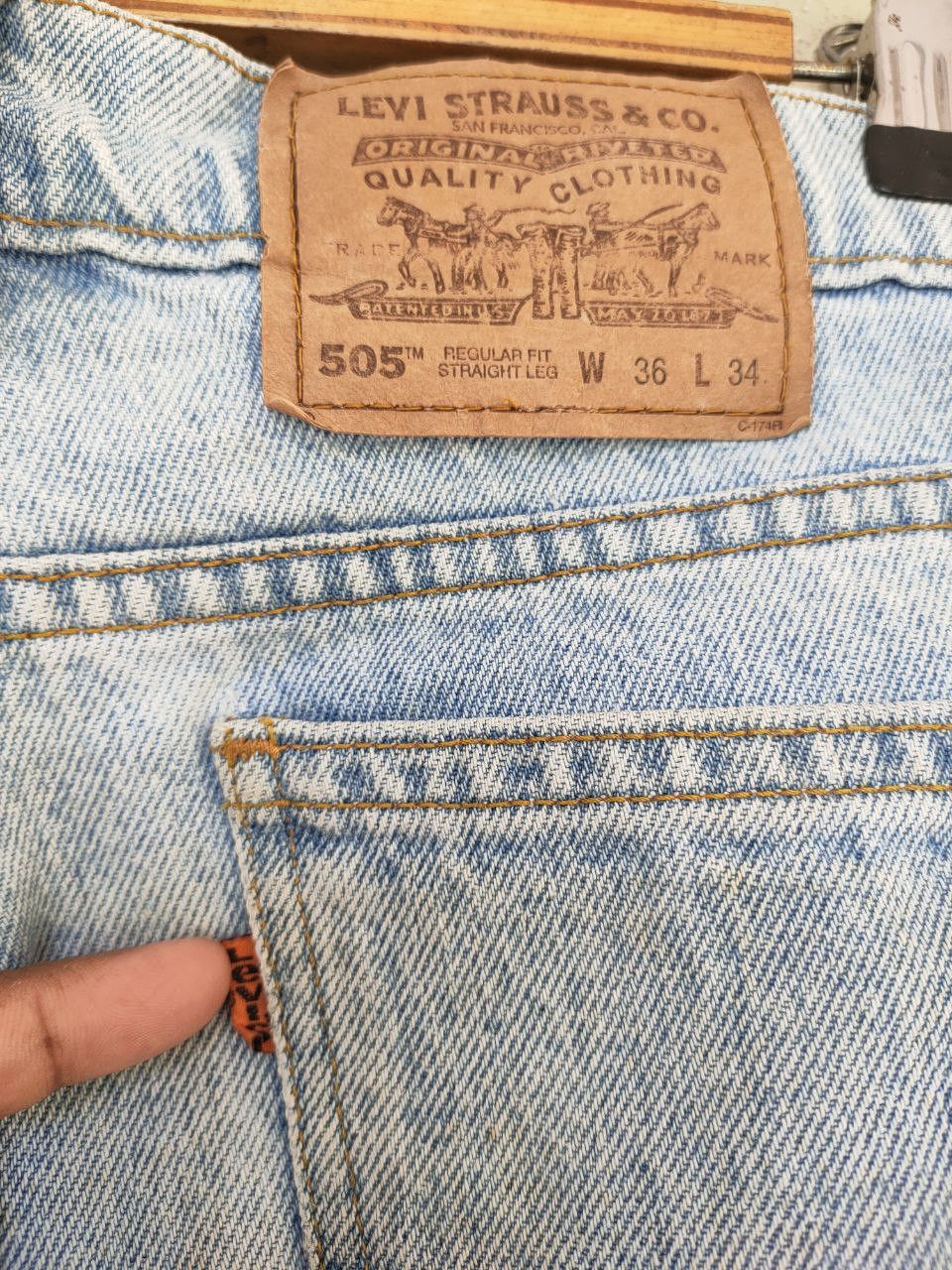 Levi's Vintage Clothing Vintage Levi's 505 Orange Tab Denim Size US 35 - 4 Thumbnail