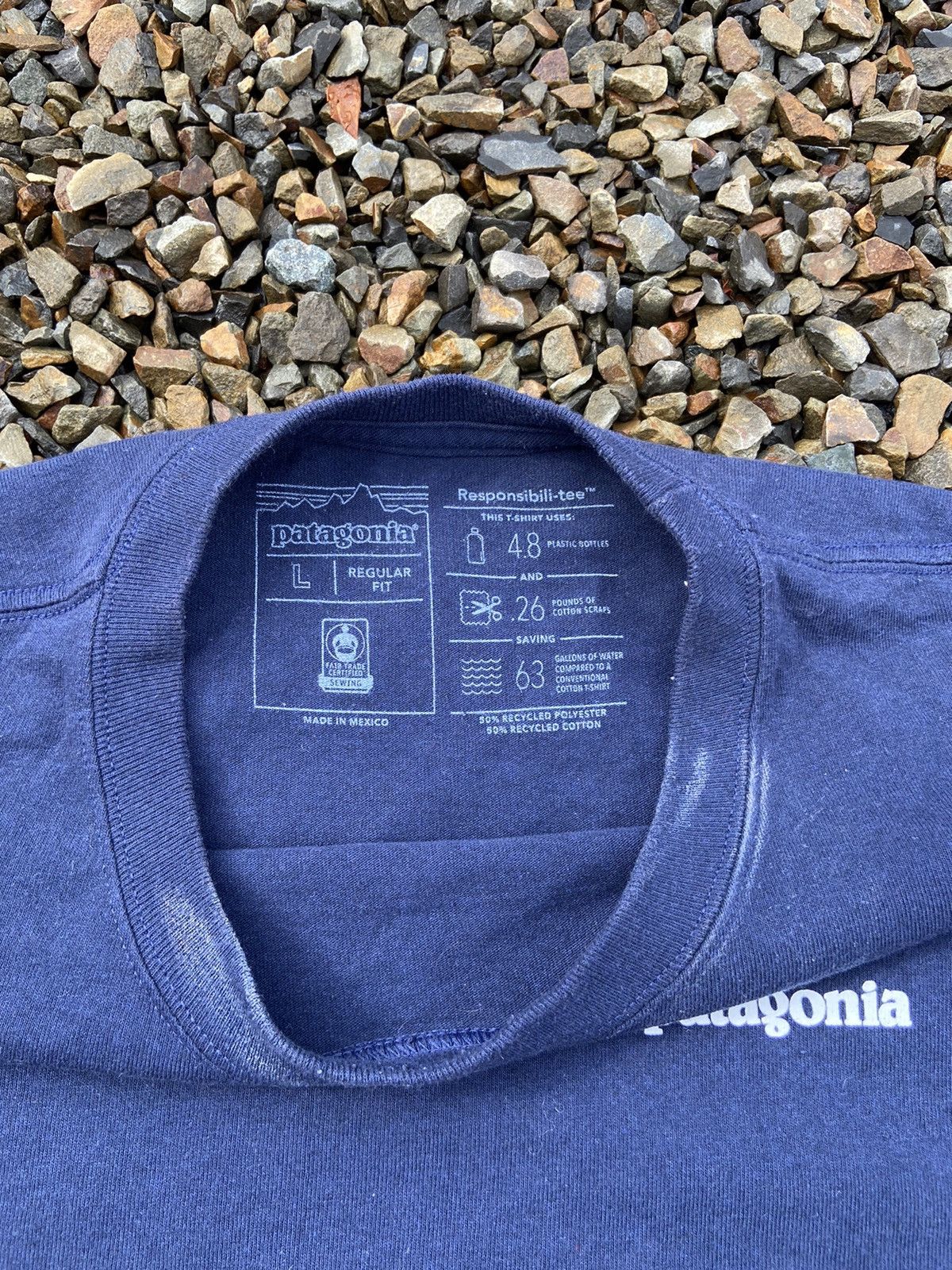 Patagonia Patagonia. T-Shirt. Street-Wear. Size US L / EU 52-54 / 3 - 4 Thumbnail