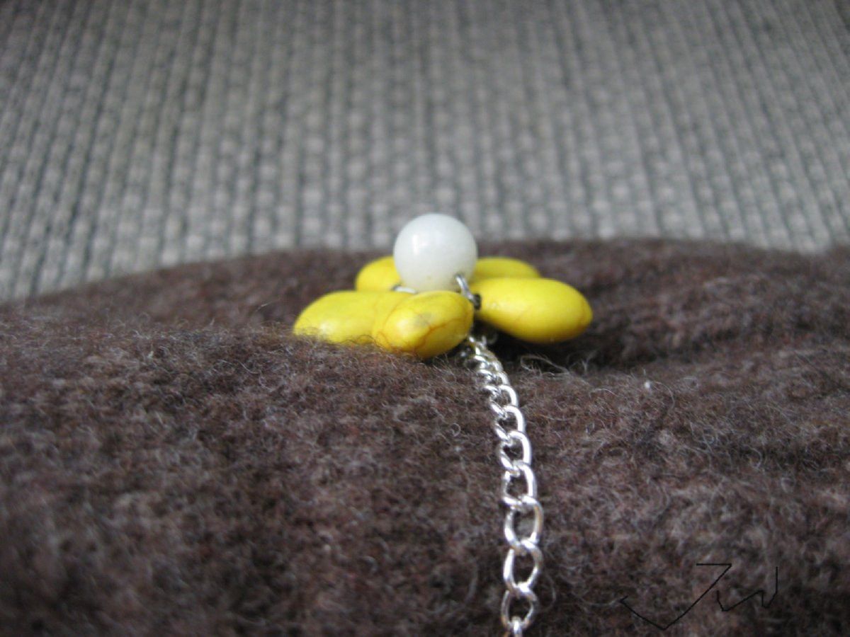 Handmade Yellow Turquoise Flower Bracelet with White Bead Size ONE SIZE - 4 Thumbnail