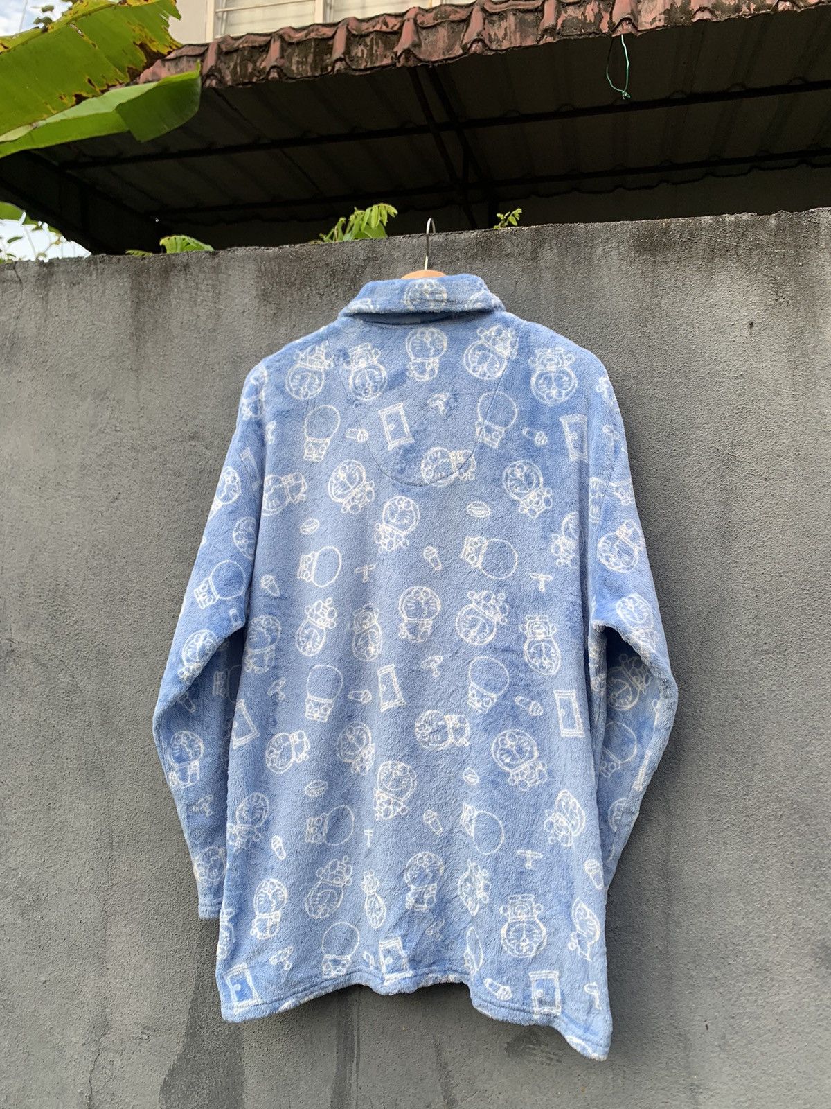 Japanese Brand DORAEMON FUR LONG SLEEVES BUTTON DOWN SHIRT Size US XL / EU 56 / 4 - 10 Thumbnail