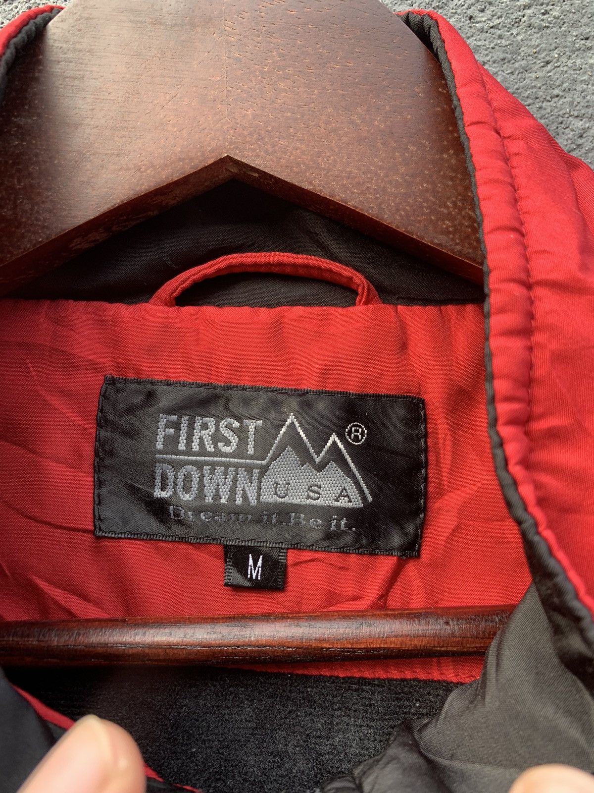 Japanese Brand 👹FIRST DOWN USA Beautiful Red Outdoor Jacket Size US L / EU 52-54 / 3 - 8 Thumbnail