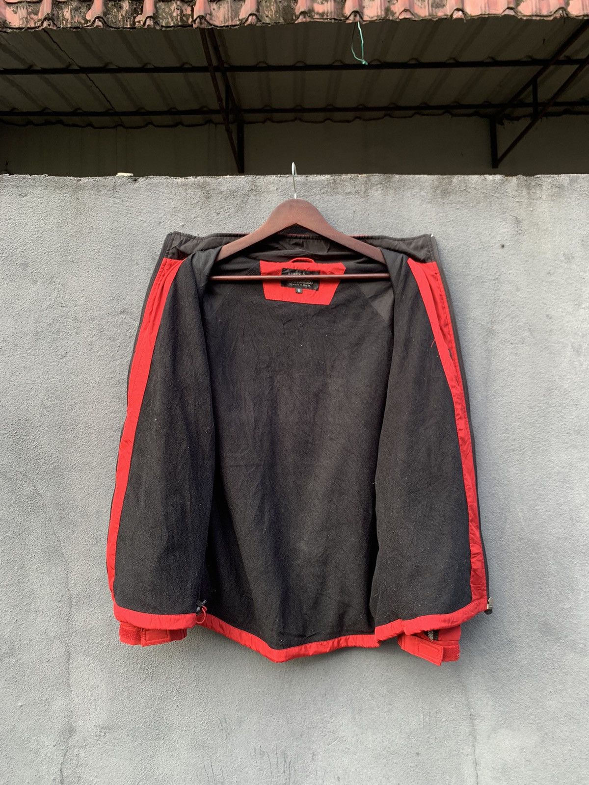 Japanese Brand 👹FIRST DOWN USA Beautiful Red Outdoor Jacket Size US L / EU 52-54 / 3 - 7 Thumbnail