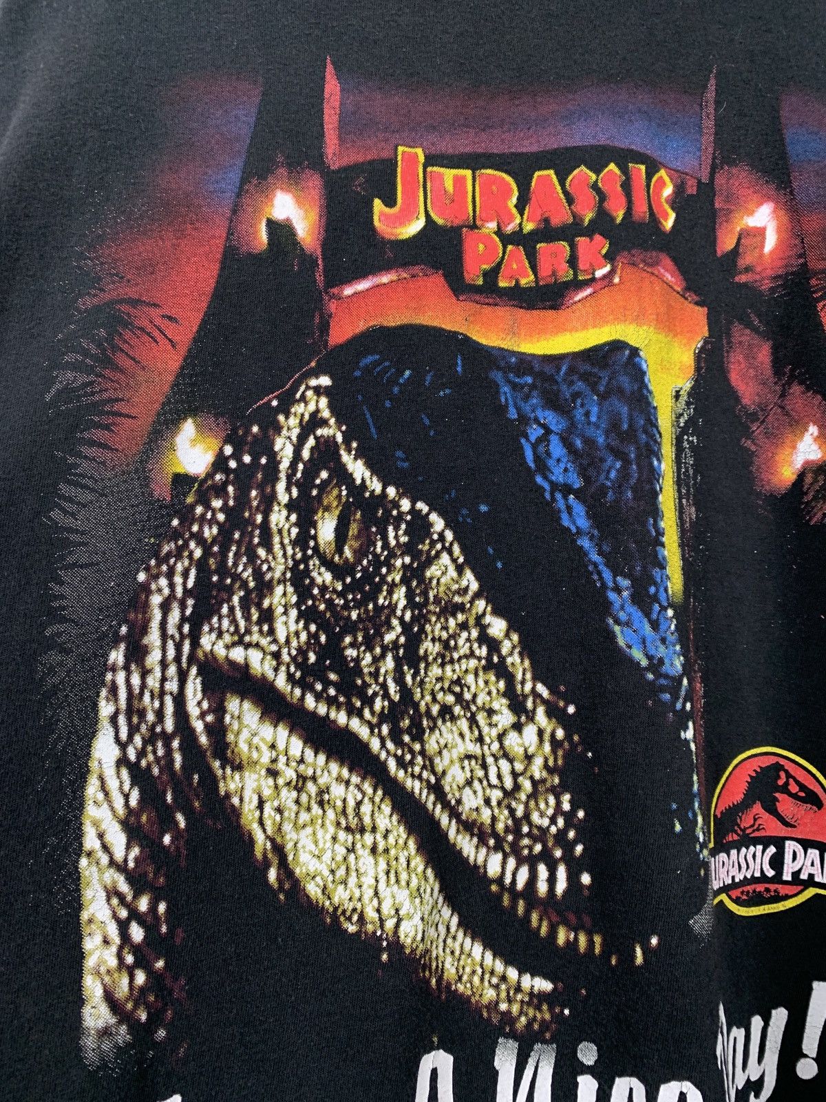Vintage 1993 Vintage Jurassic Park Have A Nice Day Movie T-Shirt Size US XL / EU 56 / 4 - 8 Thumbnail