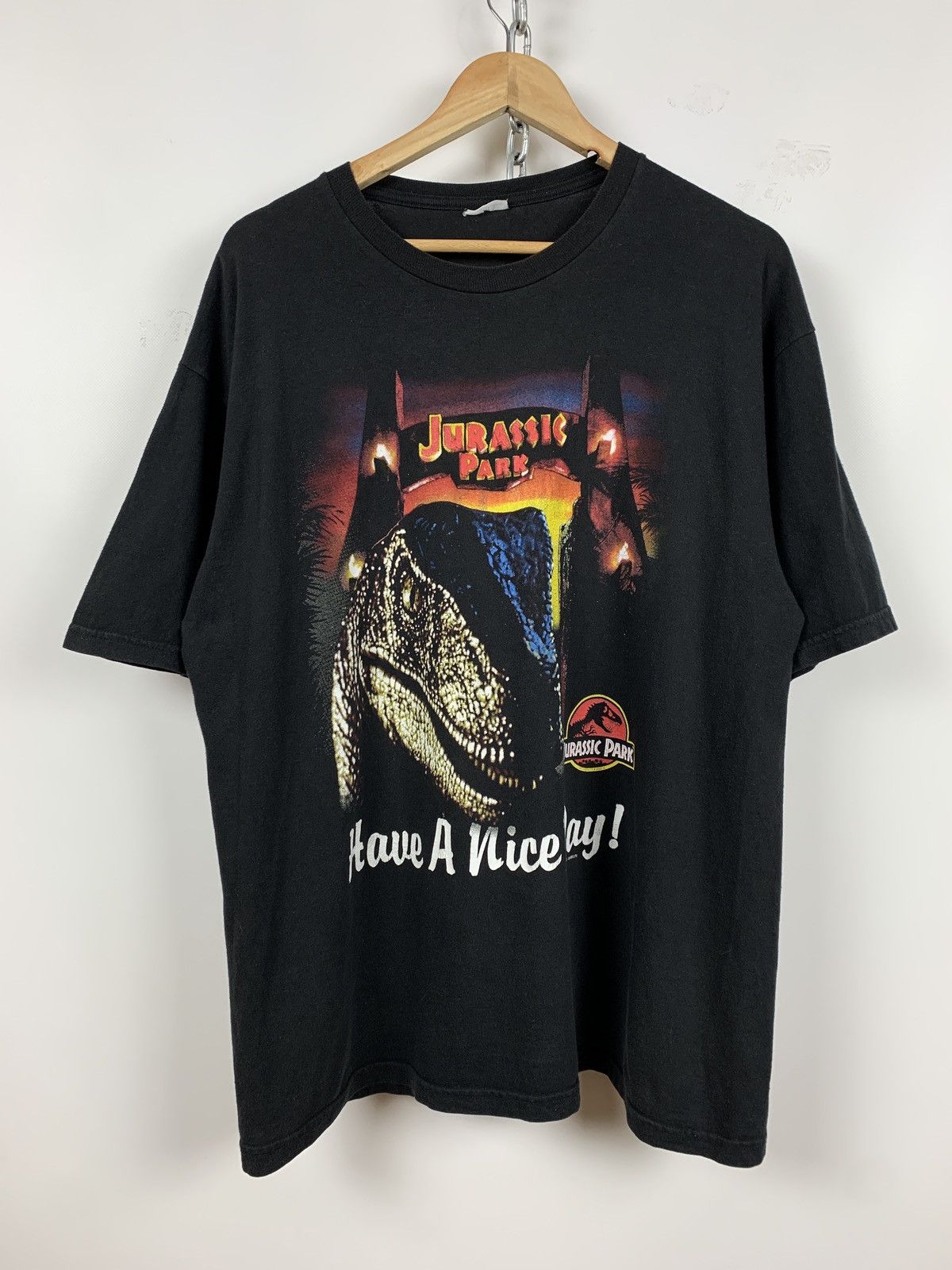 Vintage 1993 Vintage Jurassic Park Have A Nice Day Movie T-Shirt Size US XL / EU 56 / 4 - 1 Thumbnail
