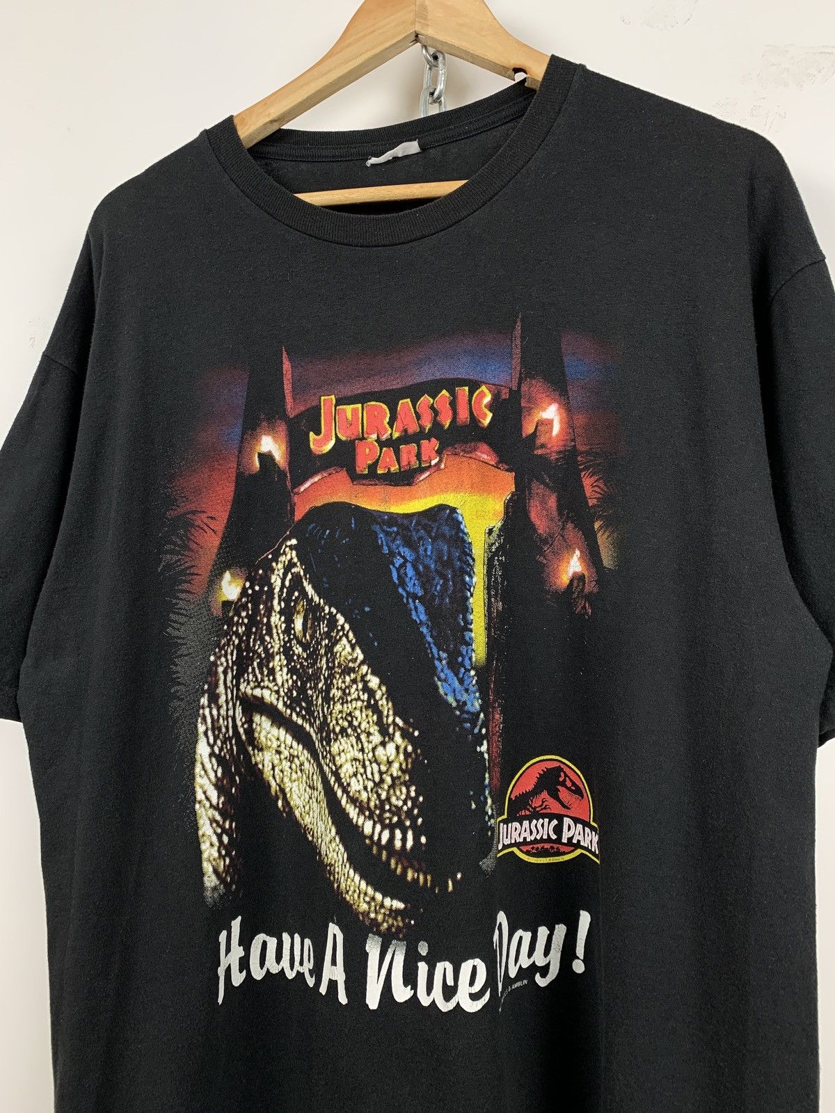 Vintage 1993 Vintage Jurassic Park Have A Nice Day Movie T-Shirt Size US XL / EU 56 / 4 - 6 Thumbnail