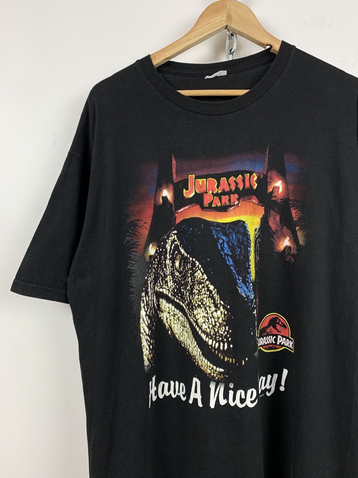 Vintage 1993 Vintage Jurassic Park Have A Nice Day Movie T-Shirt Size US XL / EU 56 / 4 - 2 Thumbnail