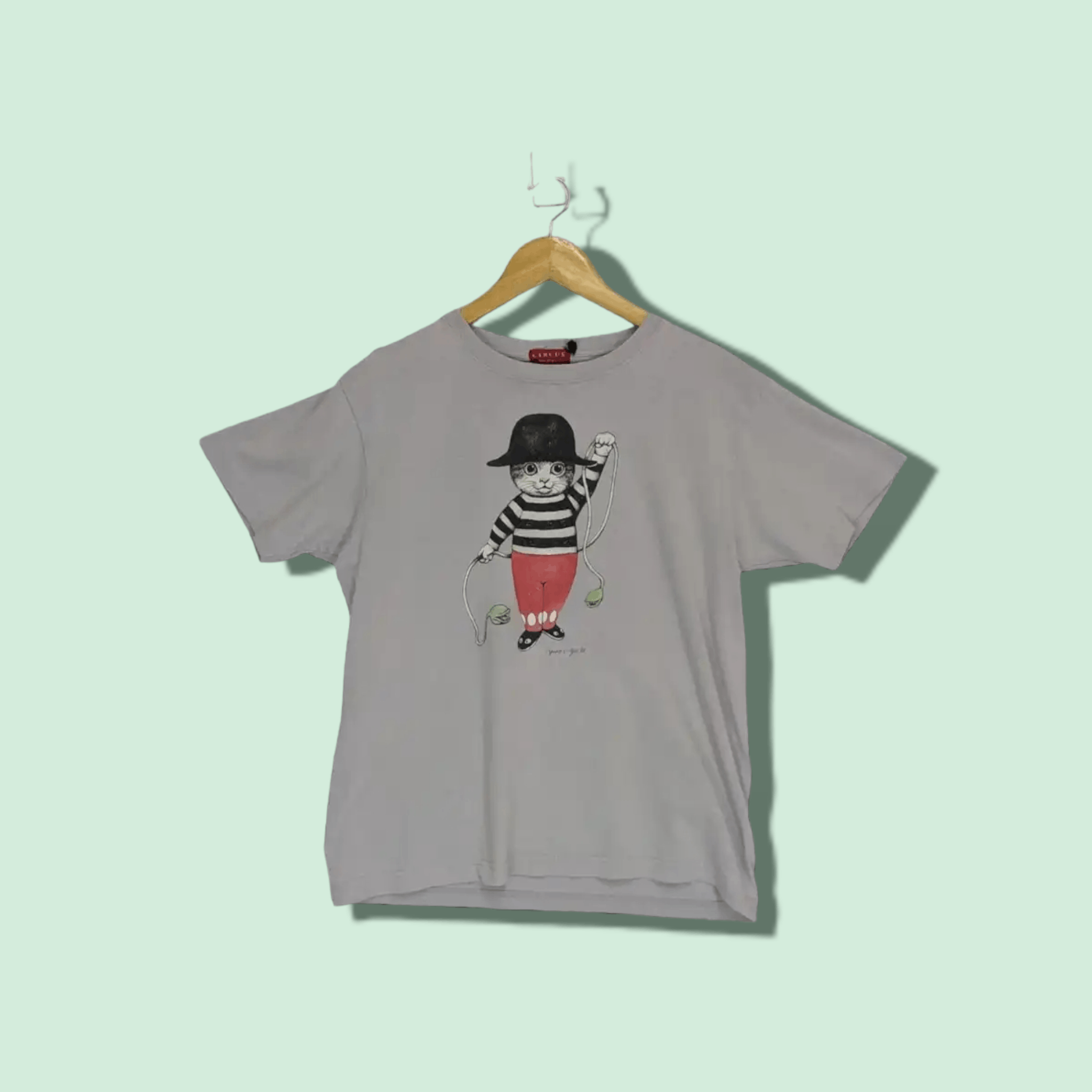 Japanese Brand Japan CIRCUS Yuko Higuchi Cat Graphic T-Shirt Size US S / EU 44-46 / 1 - 1 Thumbnail