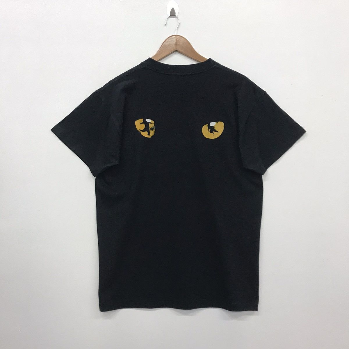 Band Tees × Vintage Vintage cats musical film 80s men tshirt Size US M / EU 48-50 / 2 - 6 Thumbnail