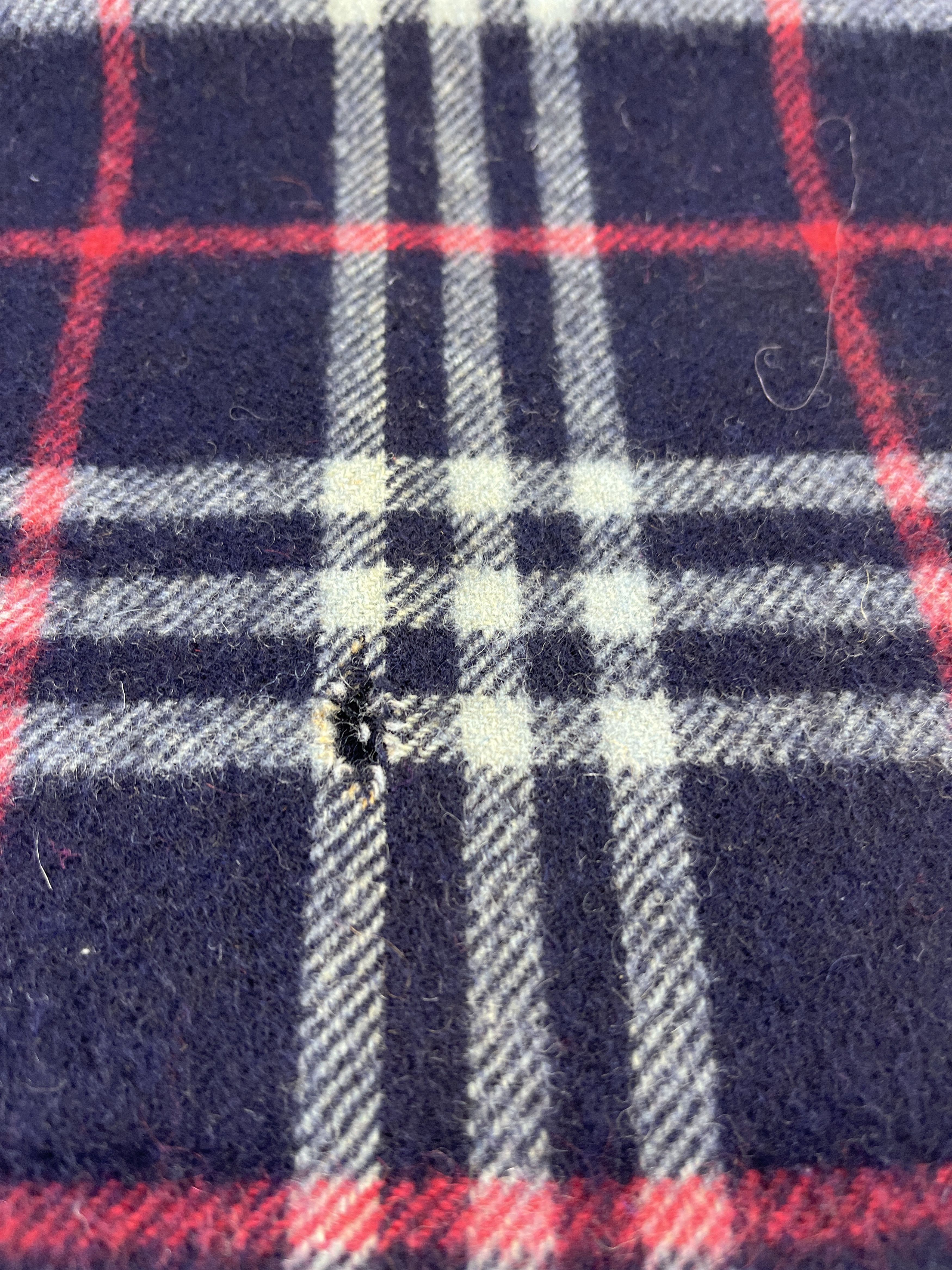 Burberry × Vintage BURBERRY NAVY BLUE SCARVES / MUFFLER / NECKWEAR T209 Size ONE SIZE - 6 Thumbnail