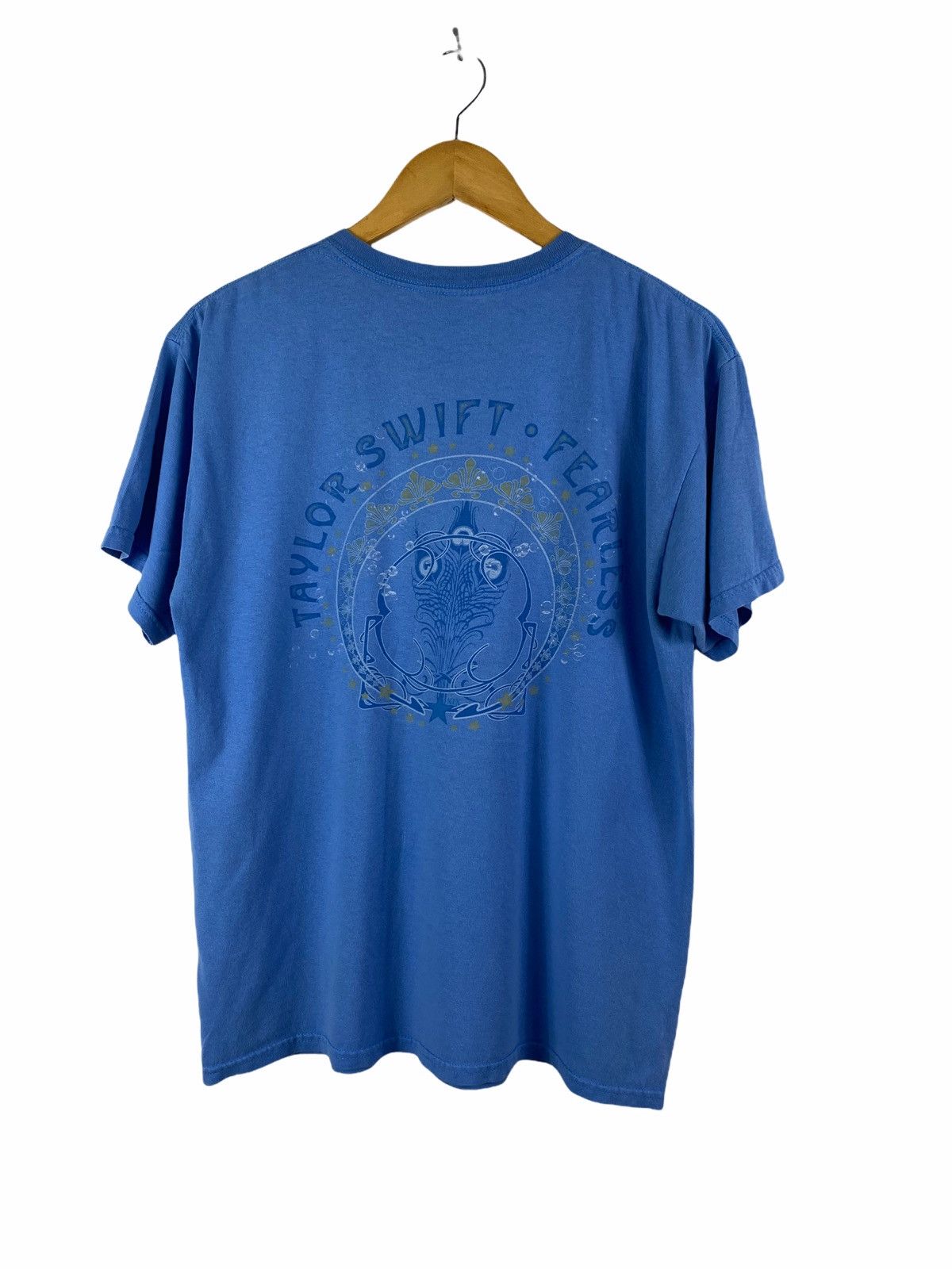 Band Tees Taylor Swift fearless album solo singer t shirt Size US M / EU 48-50 / 2 - 2 Thumbnail