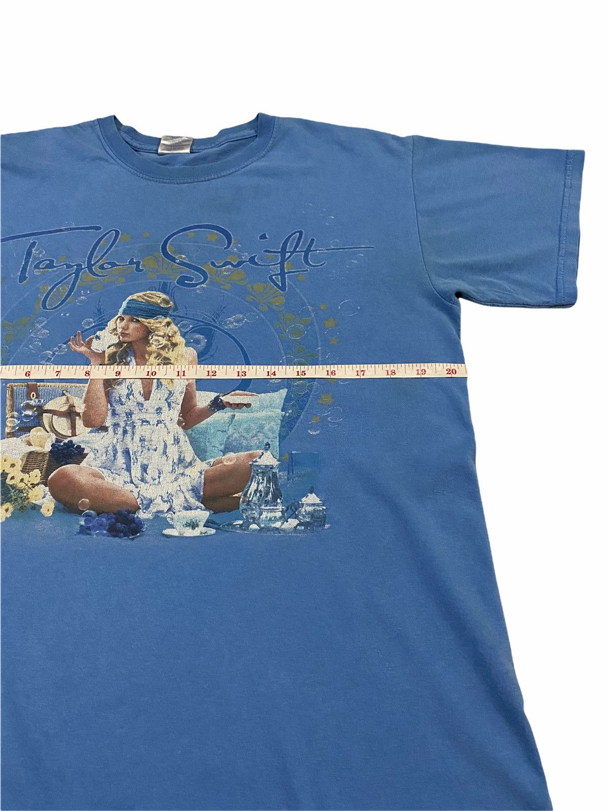Band Tees Taylor Swift fearless album solo singer t shirt Size US M / EU 48-50 / 2 - 7 Thumbnail