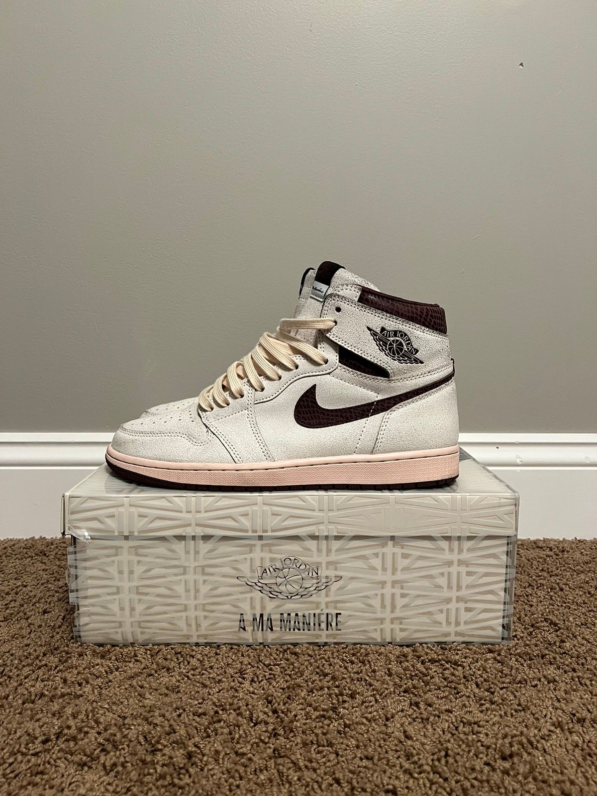 Pre-owned Jordan Nike Jordan 1 High Og “a Ma Maniére” Size 11 Shoes In White