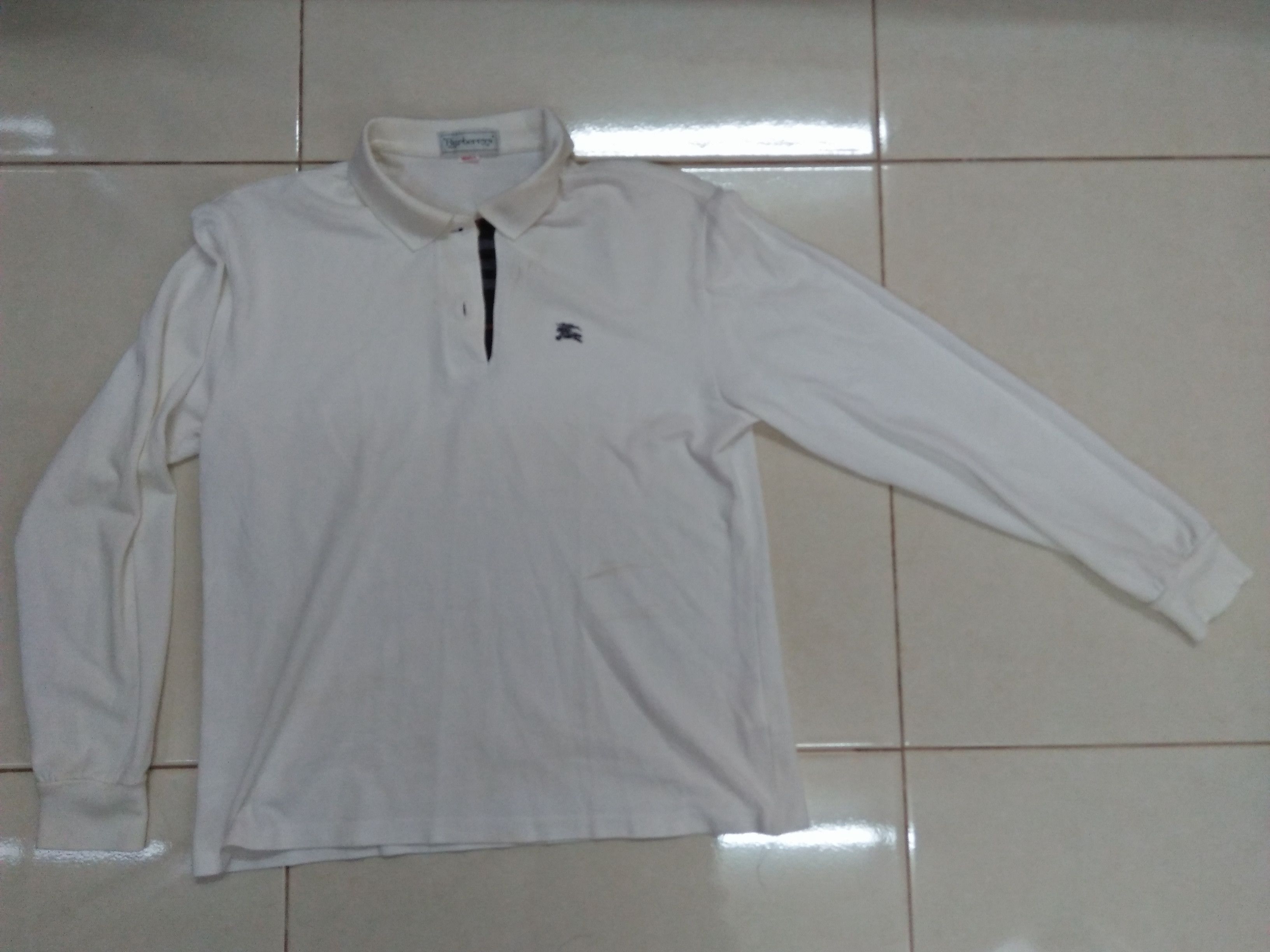 Burberry BURBERRYS REGD Embroidered Logo White Color Polo. Size US M / EU 48-50 / 2 - 8 Thumbnail