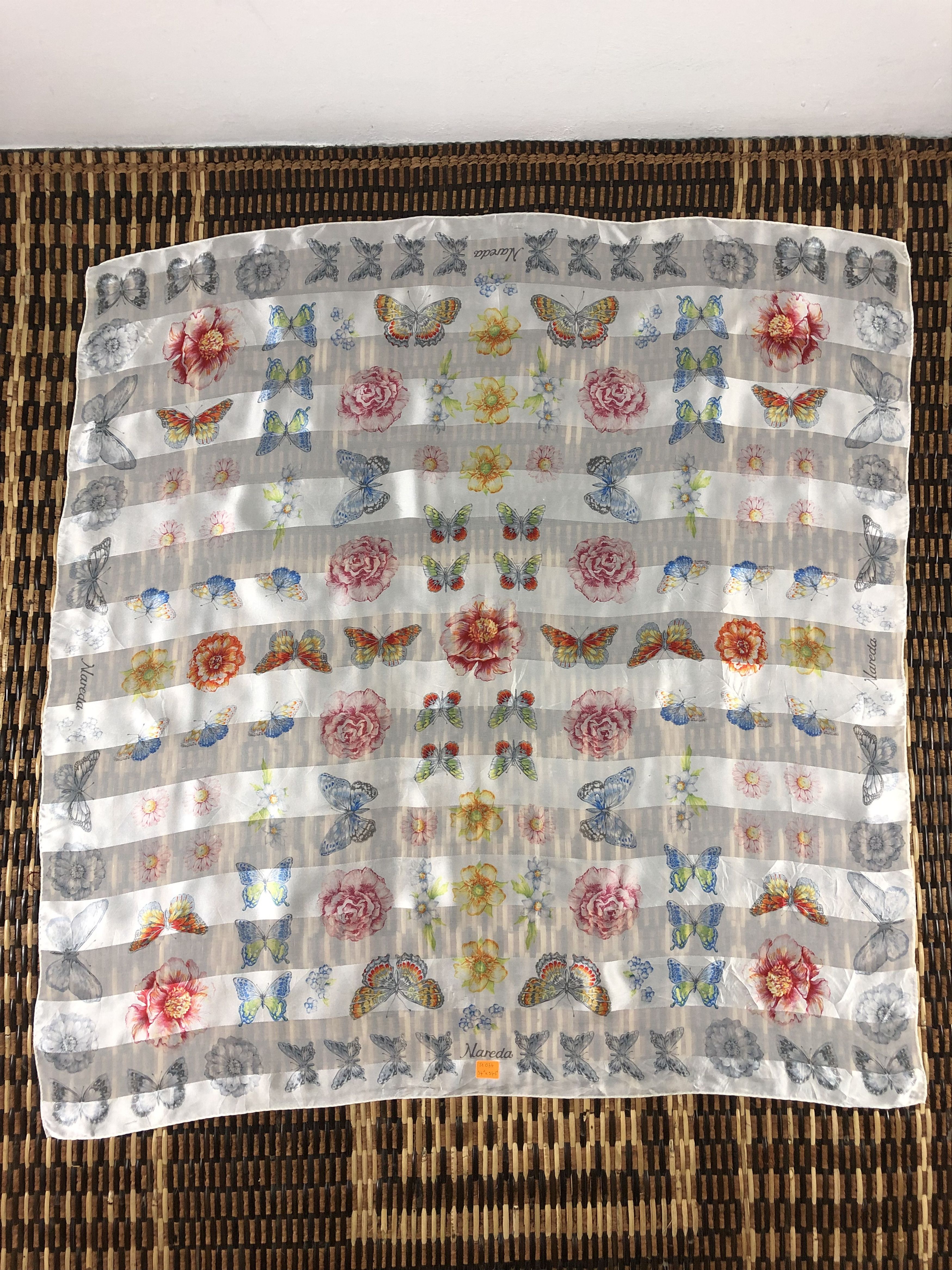 Vintage Nareda Floral Silk Scarf Size ONE SIZE - 3 Thumbnail