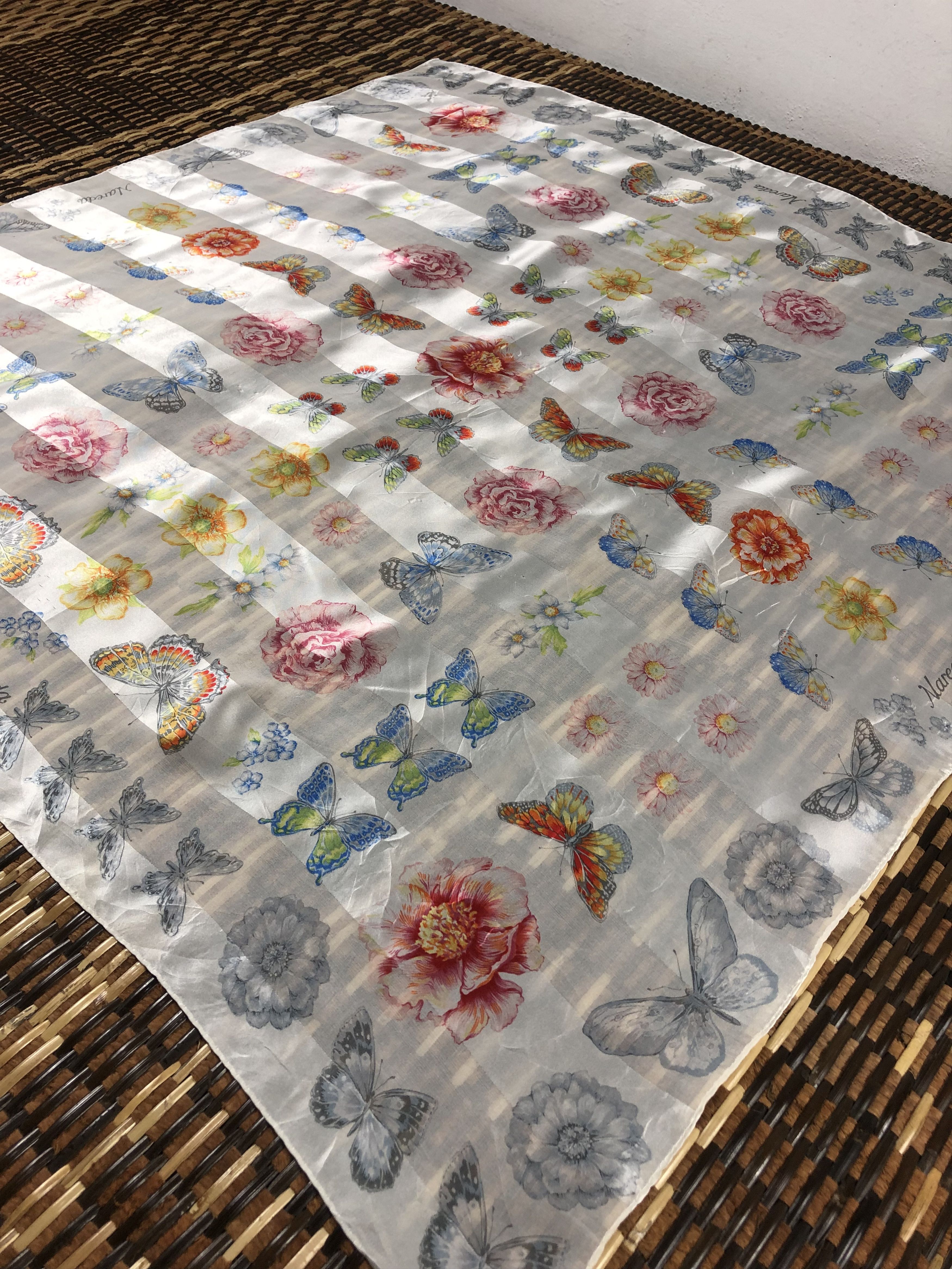 Vintage Nareda Floral Silk Scarf Size ONE SIZE - 4 Thumbnail