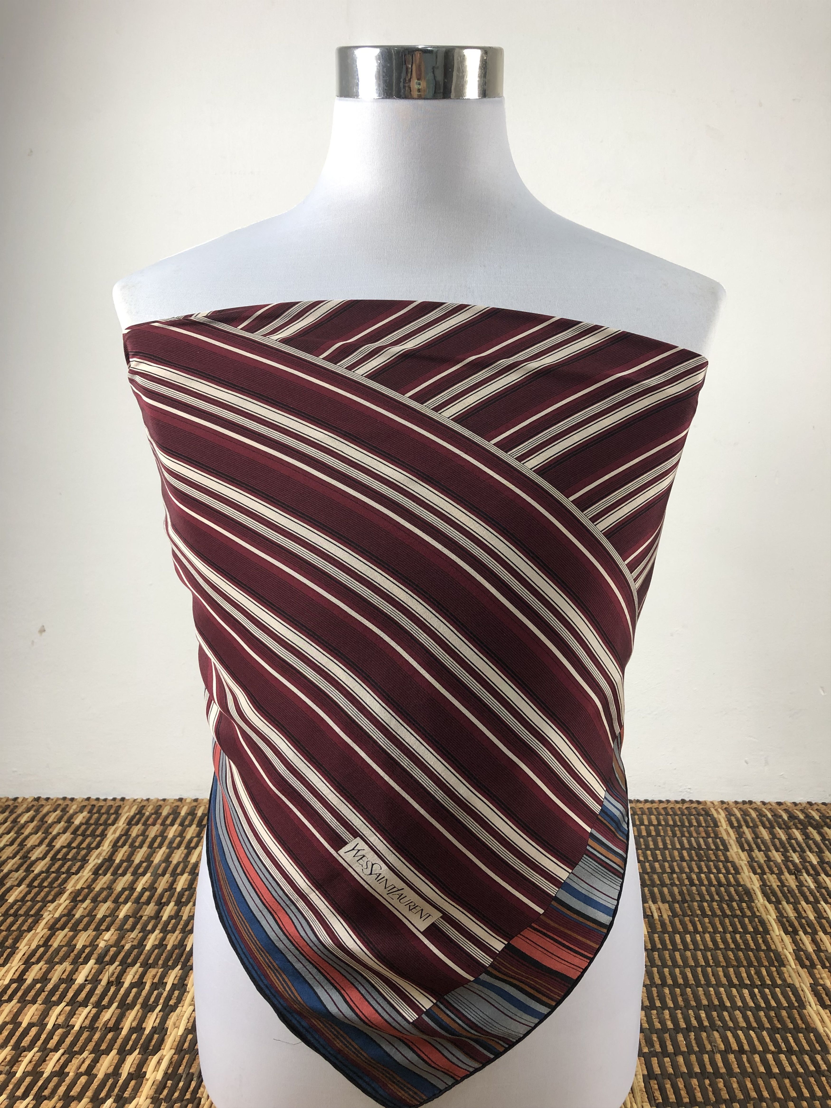 Vintage Vintage Yves Saint Laurent Silk Scarf Size ONE SIZE - 1 Thumbnail