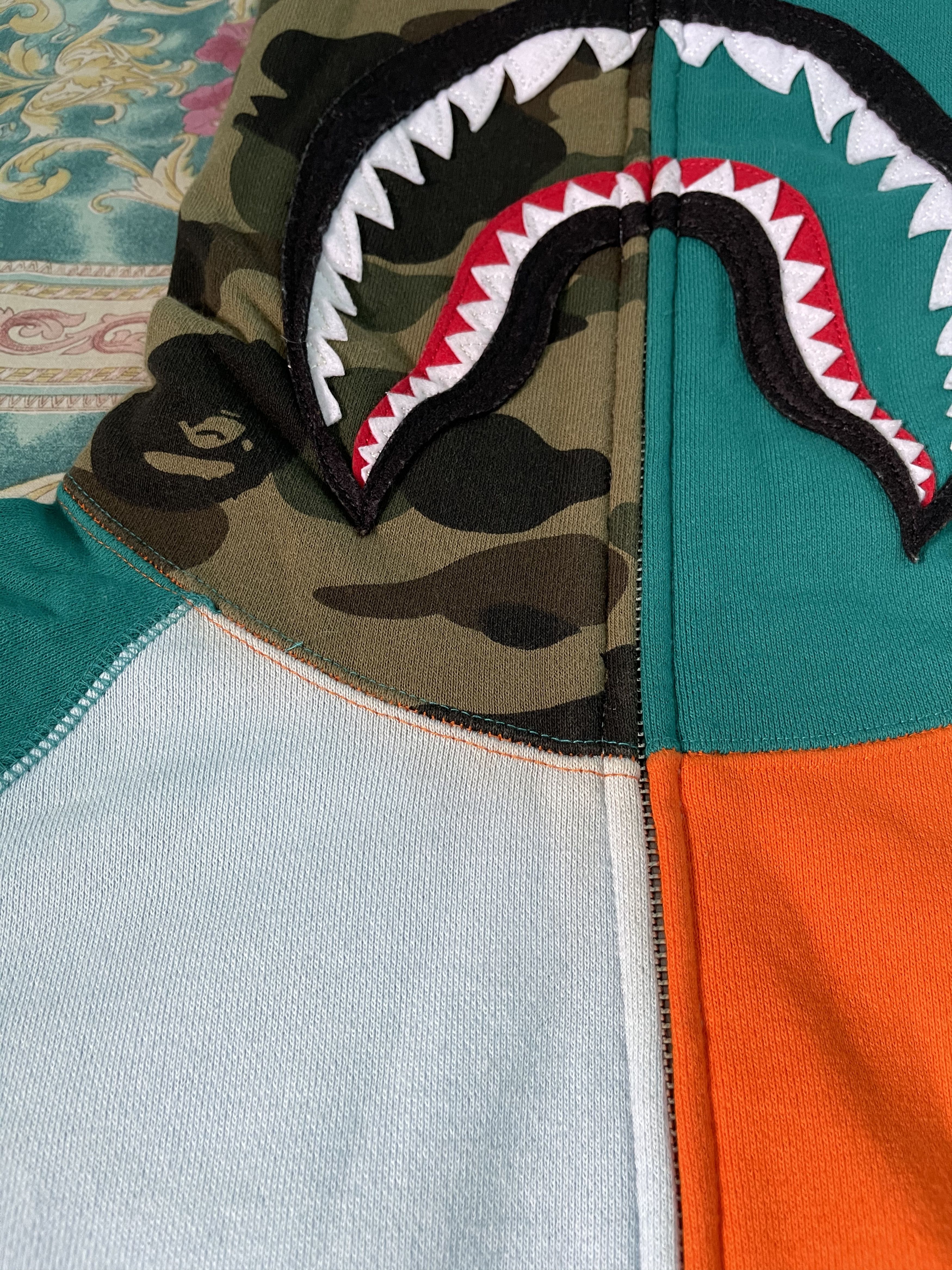 Bape Hoodie Bape Shark Multicolor A Half Camo PONR Size US L / EU 52-54 / 3 - 18 Thumbnail