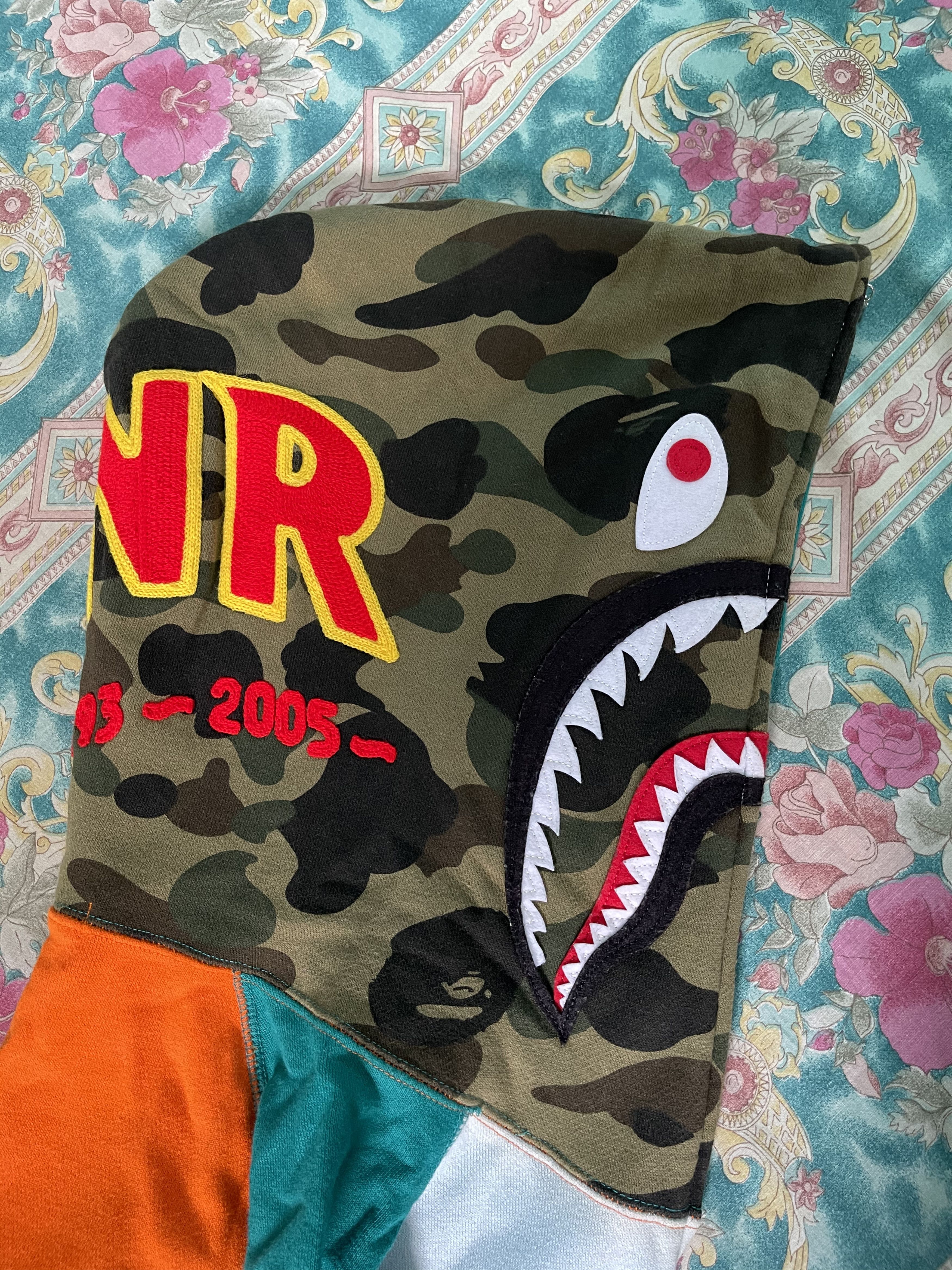 Bape Hoodie Bape Shark Multicolor A Half Camo PONR Size US L / EU 52-54 / 3 - 6 Thumbnail