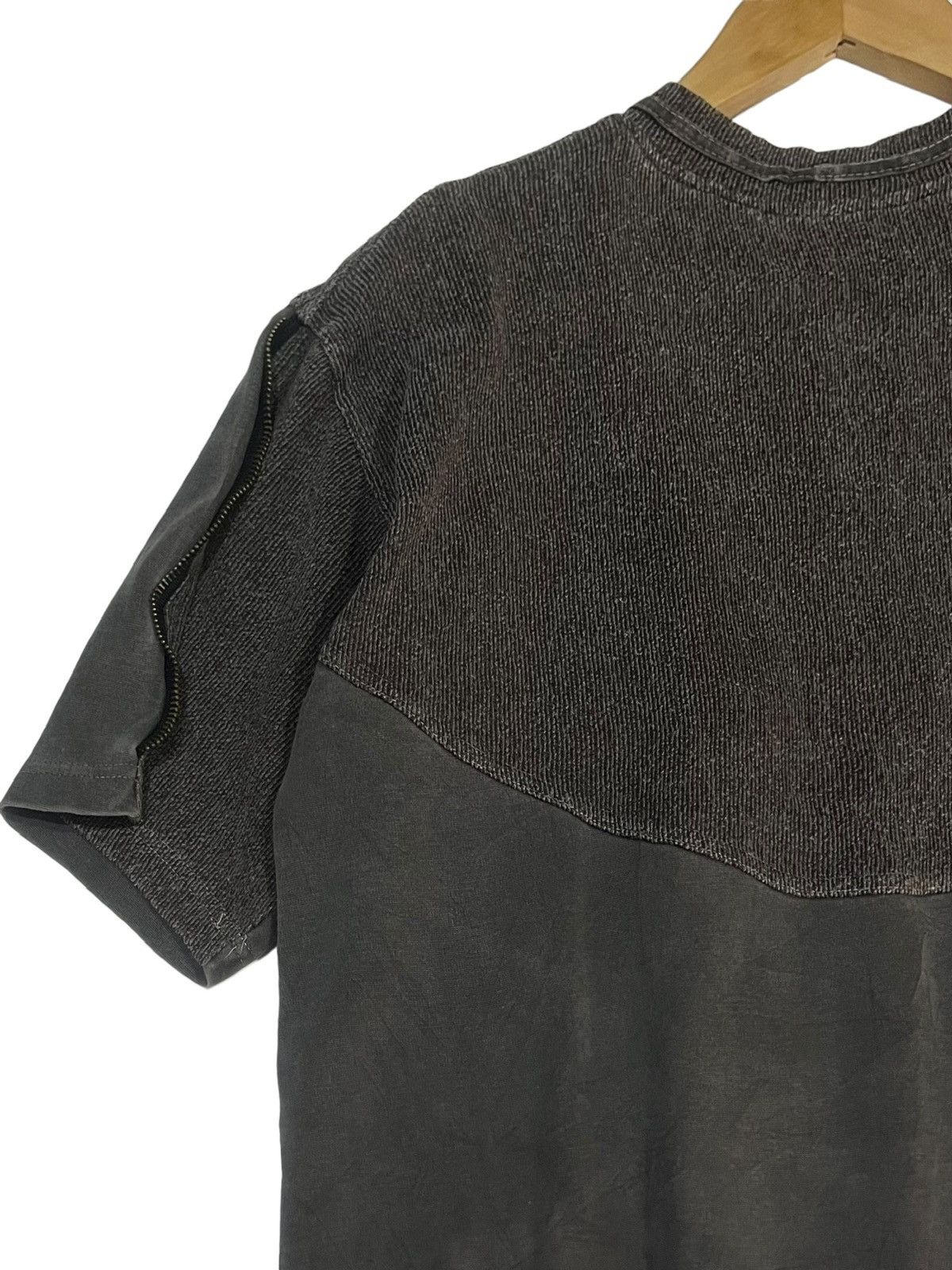 Designer × Seditionaries VTG 90s SEDITIONARIES MULTIZIPPED SMAL POCKET TSHIRT BY G&C Size US M / EU 48-50 / 2 - 11 Thumbnail