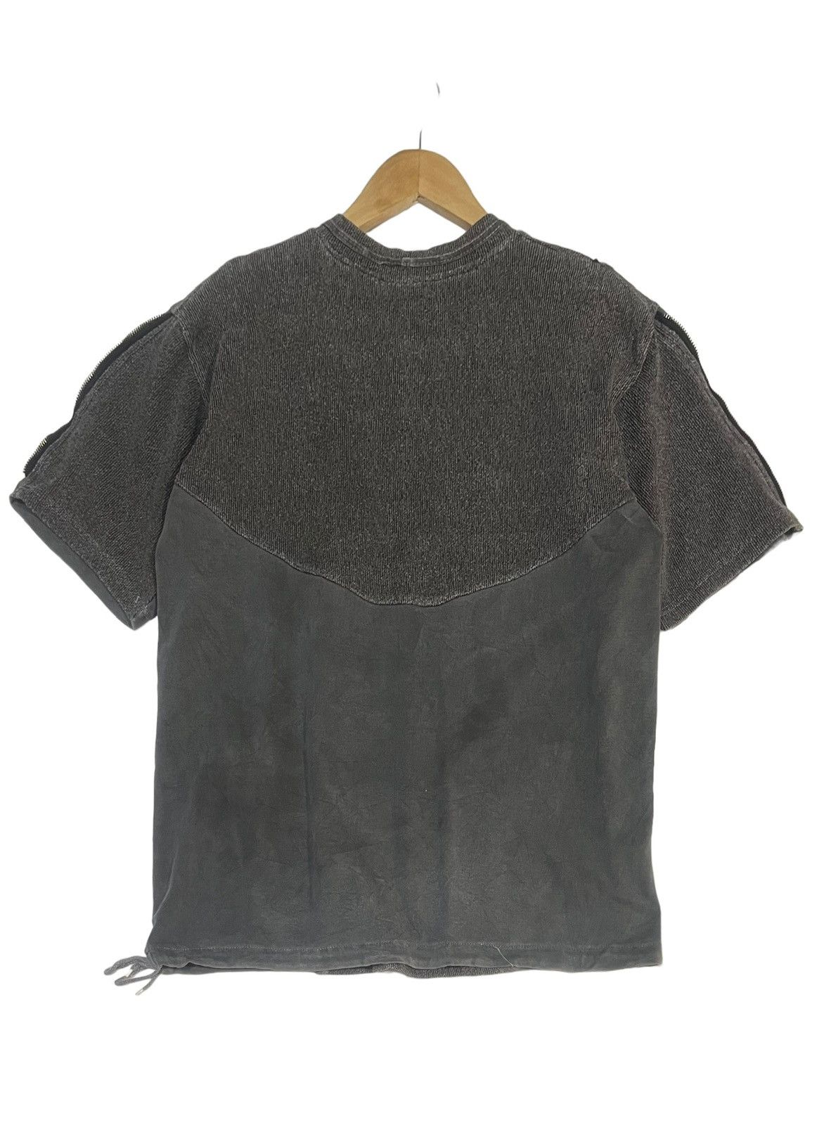 Designer × Seditionaries VTG 90s SEDITIONARIES MULTIZIPPED SMAL POCKET TSHIRT BY G&C Size US M / EU 48-50 / 2 - 2 Thumbnail