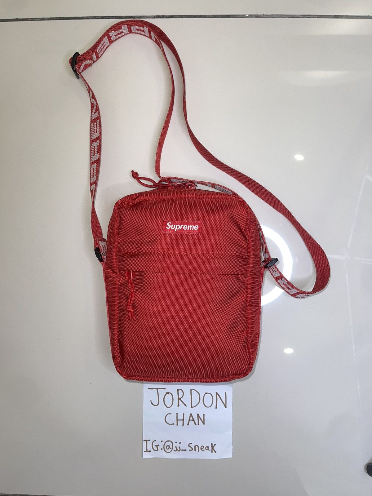 Supreme Supreme Shoulder Bag Red (SS18) | Grailed