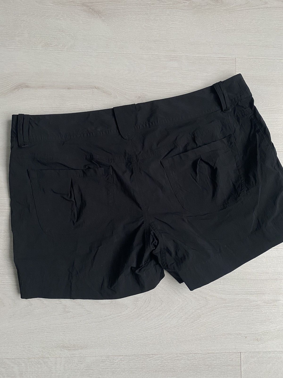 Arc’teryx Women’s Shorts Parapet Vintage