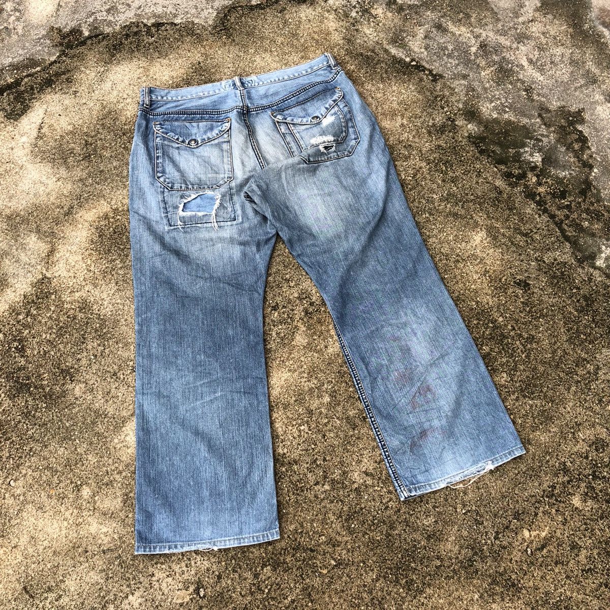 French Connection × Vintage 🔥Thrash🔥French Connection Patchwork Rips Distress Jeans Size US 36 / EU 52 - 4 Thumbnail