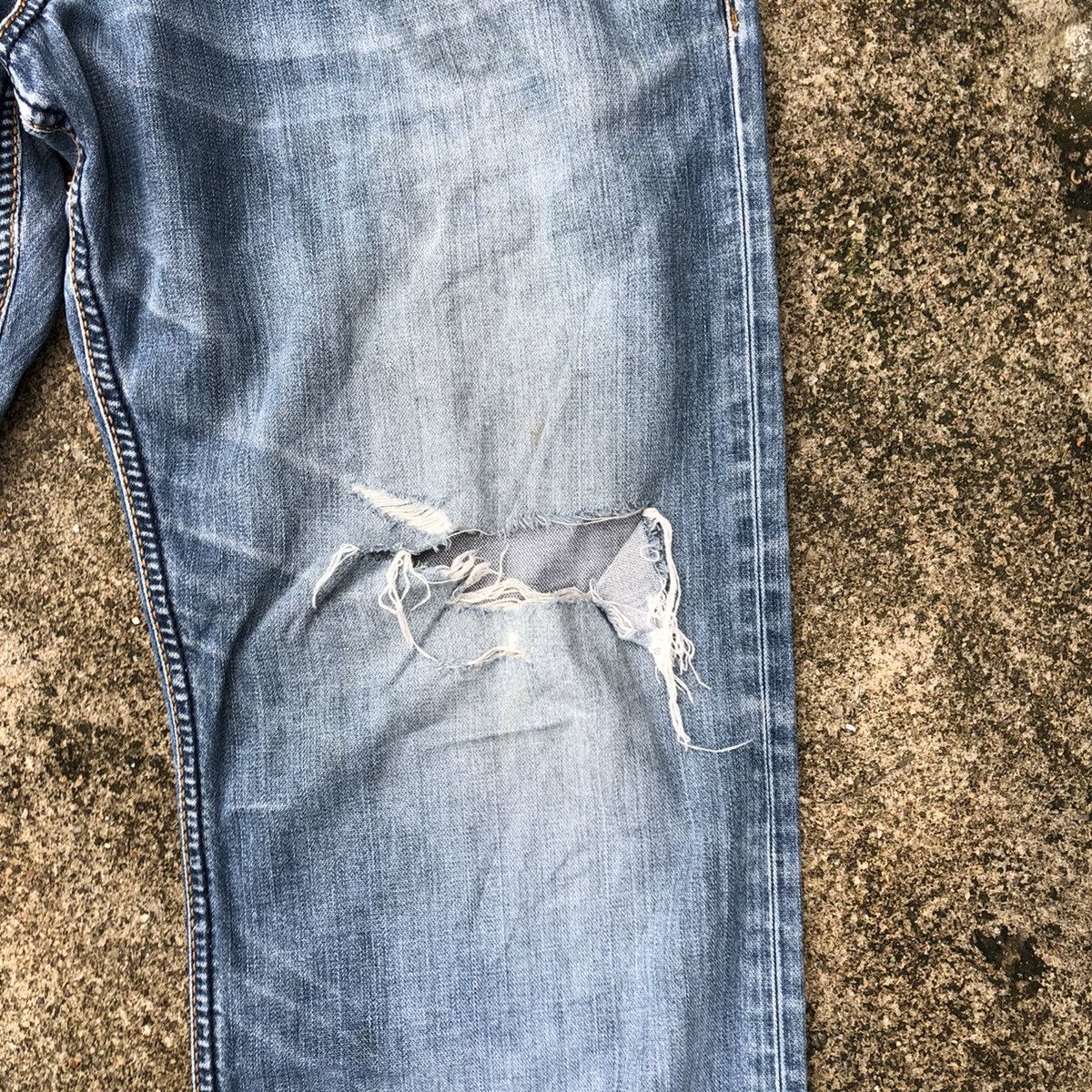 French Connection × Vintage 🔥Thrash🔥French Connection Patchwork Rips Distress Jeans Size US 36 / EU 52 - 9 Thumbnail