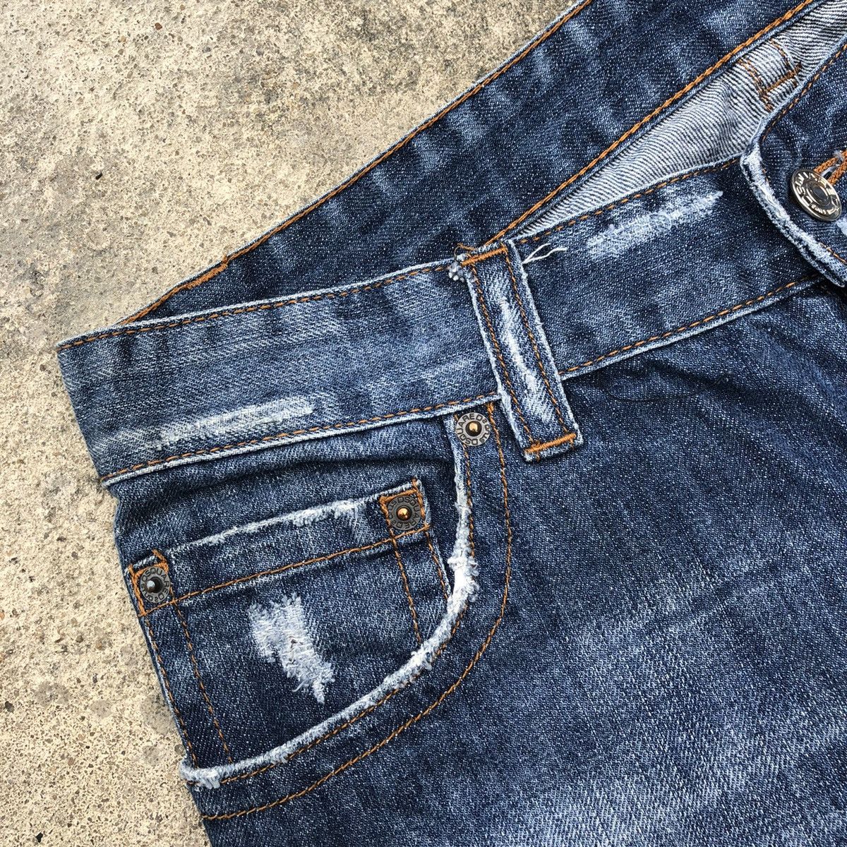 Dsquared2 × Vintage Rare Vintage Dsquared2 Distress Denim Jeans Size US 32 / EU 48 - 13 Thumbnail