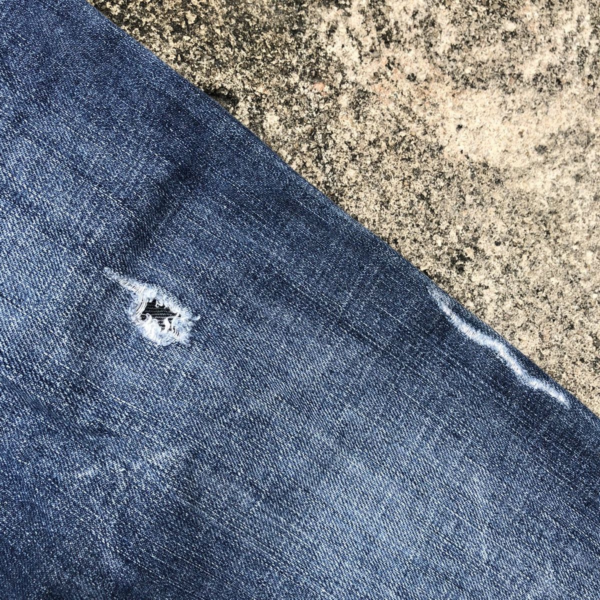 Dsquared2 × Vintage Rare Vintage Dsquared2 Distress Denim Jeans Size US 32 / EU 48 - 11 Thumbnail