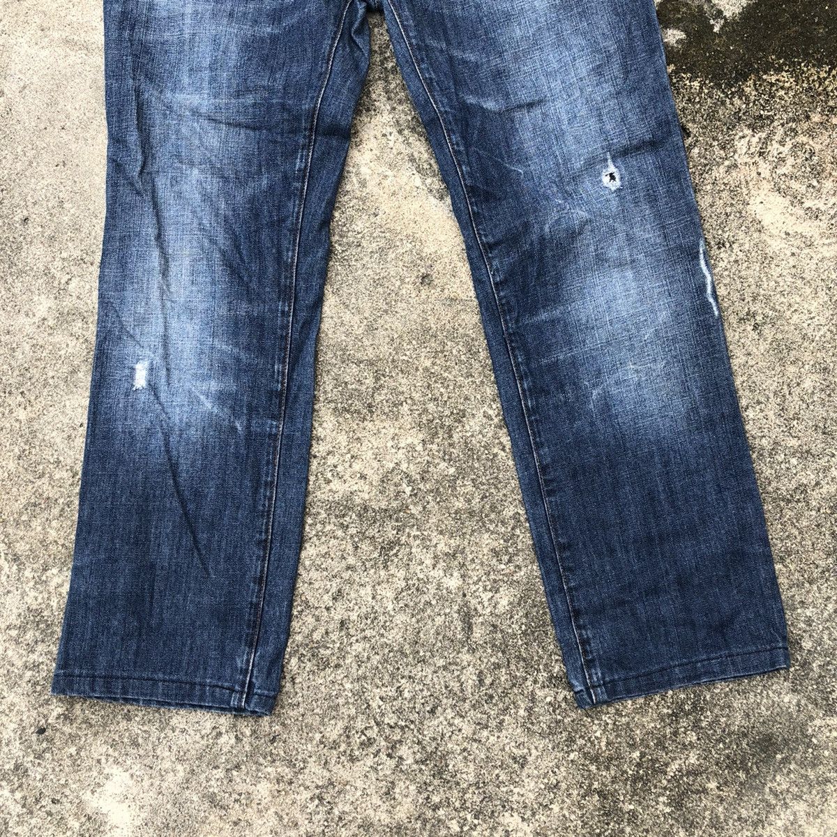 Dsquared2 × Vintage Rare Vintage Dsquared2 Distress Denim Jeans Size US 32 / EU 48 - 4 Thumbnail