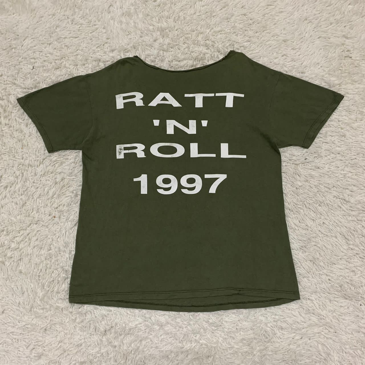 Vintage Vintage Ratt n Roll 1997 tshirt Size M / US 6-8 / IT 42-44 - 2 Thumbnail