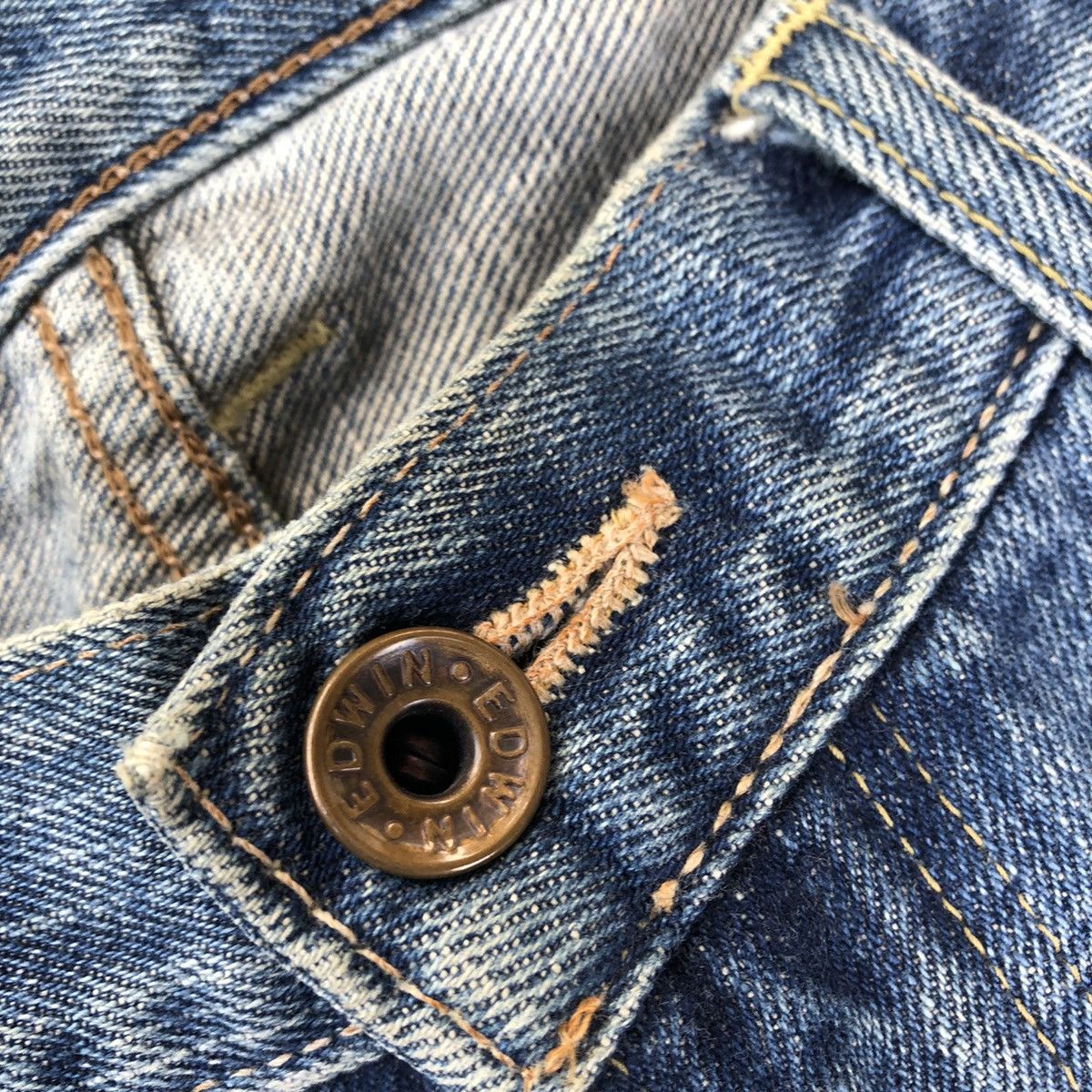 Edwin × Vintage Rare Vintage Edwin 505 Stoned Wash Distress Selvedge Jeans Size US 32 / EU 48 - 15 Thumbnail