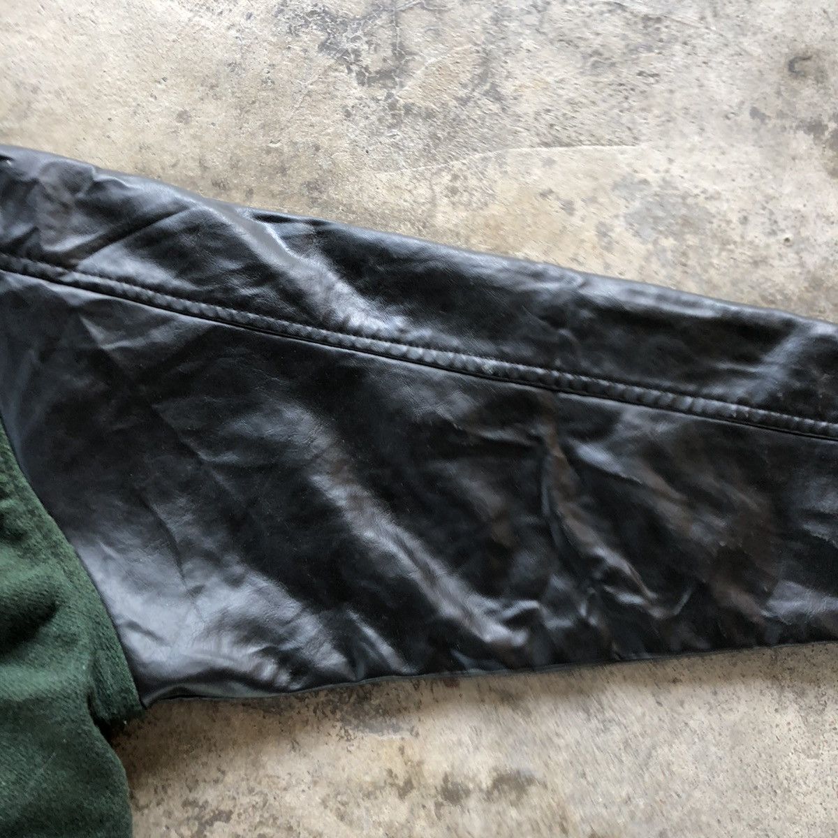 Vintage 🔥Distress🔥🇺🇸Award USA Sleeves Leather Wool Varsity Jacket Size US M / EU 48-50 / 2 - 14 Thumbnail