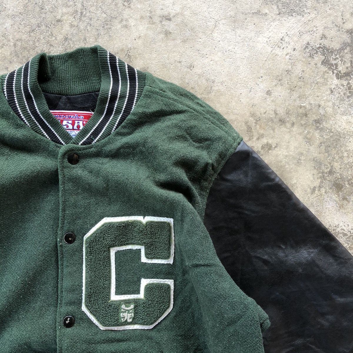 Vintage 🔥Distress🔥🇺🇸Award USA Sleeves Leather Wool Varsity Jacket Size US M / EU 48-50 / 2 - 2 Thumbnail
