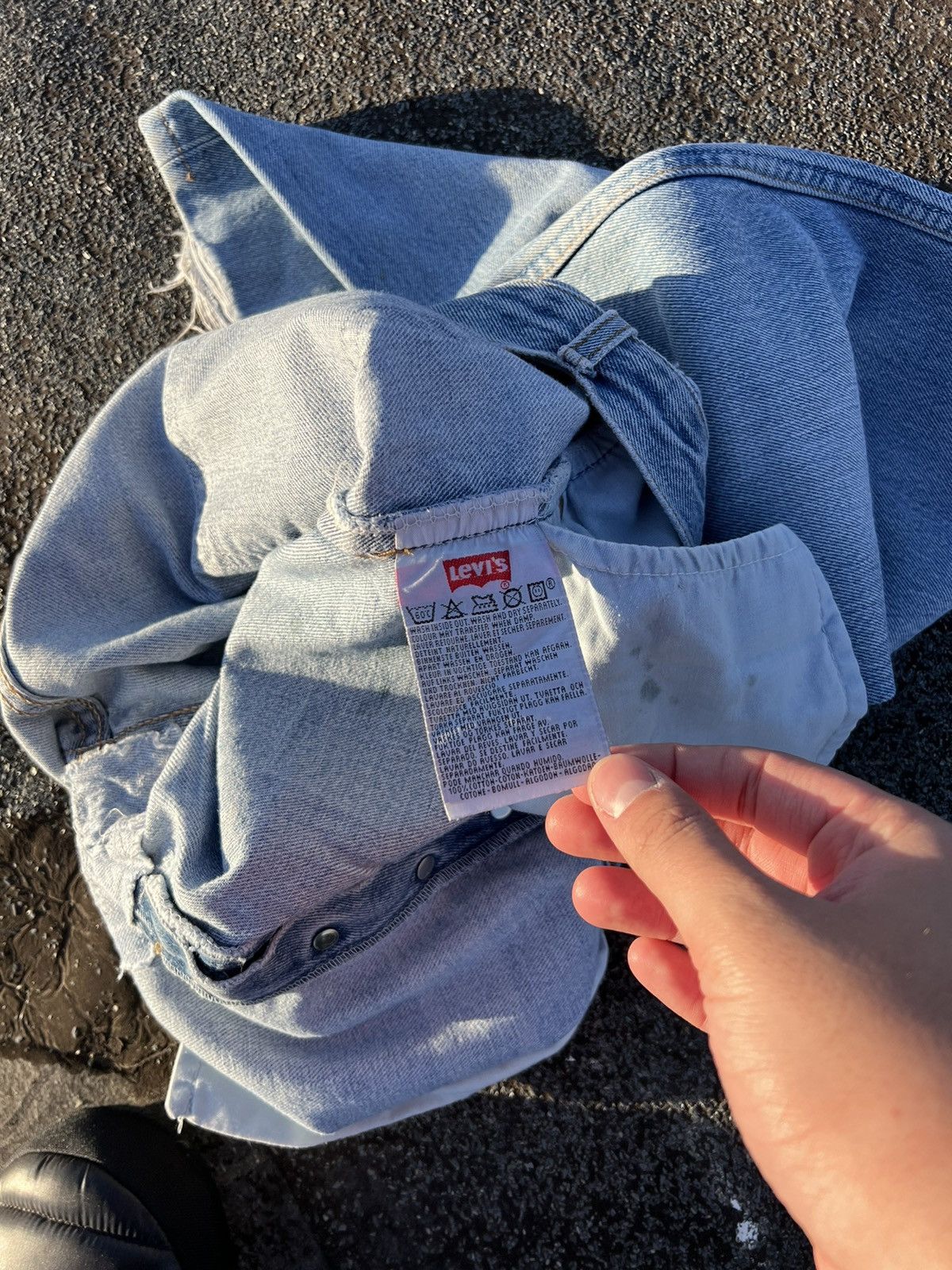 Levi's × Levi's Vintage Clothing × Vintage Vintage Levi’s 501 Light Blue Distressed Denim Pant Size US 34 / EU 50 - 17 Thumbnail