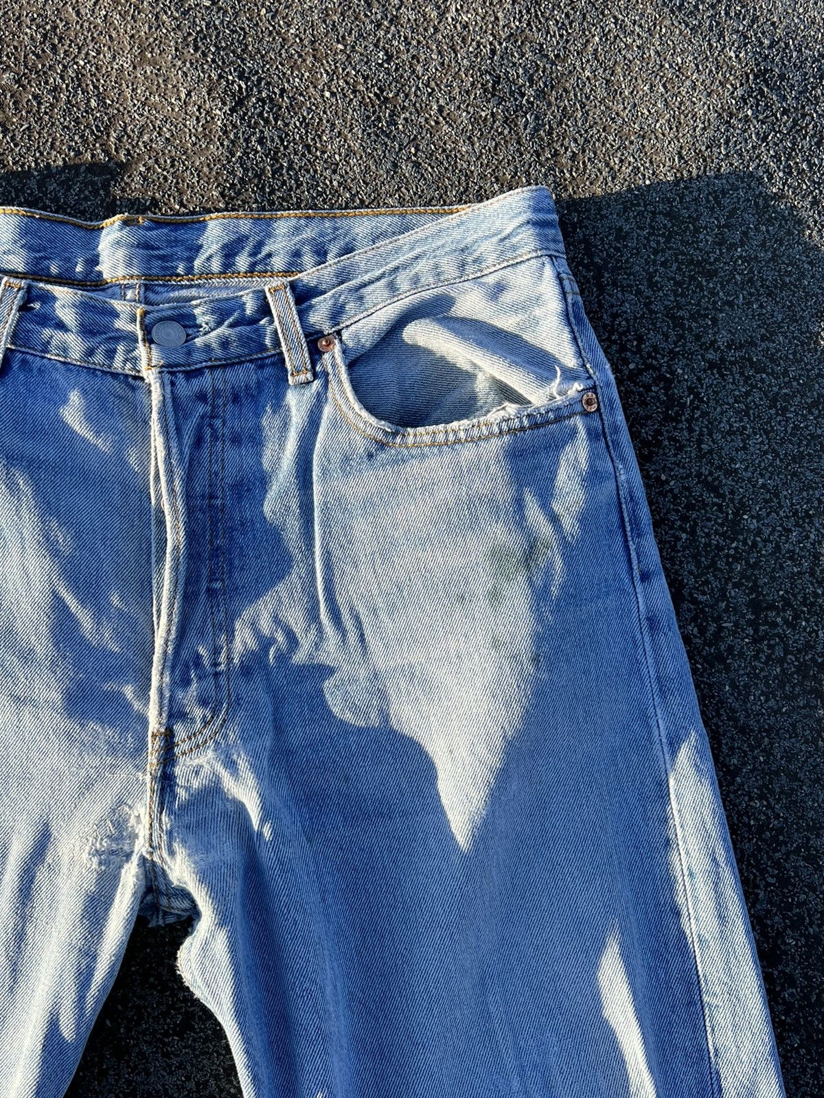 Levi's × Levi's Vintage Clothing × Vintage Vintage Levi’s 501 Light Blue Distressed Denim Pant Size US 34 / EU 50 - 8 Thumbnail