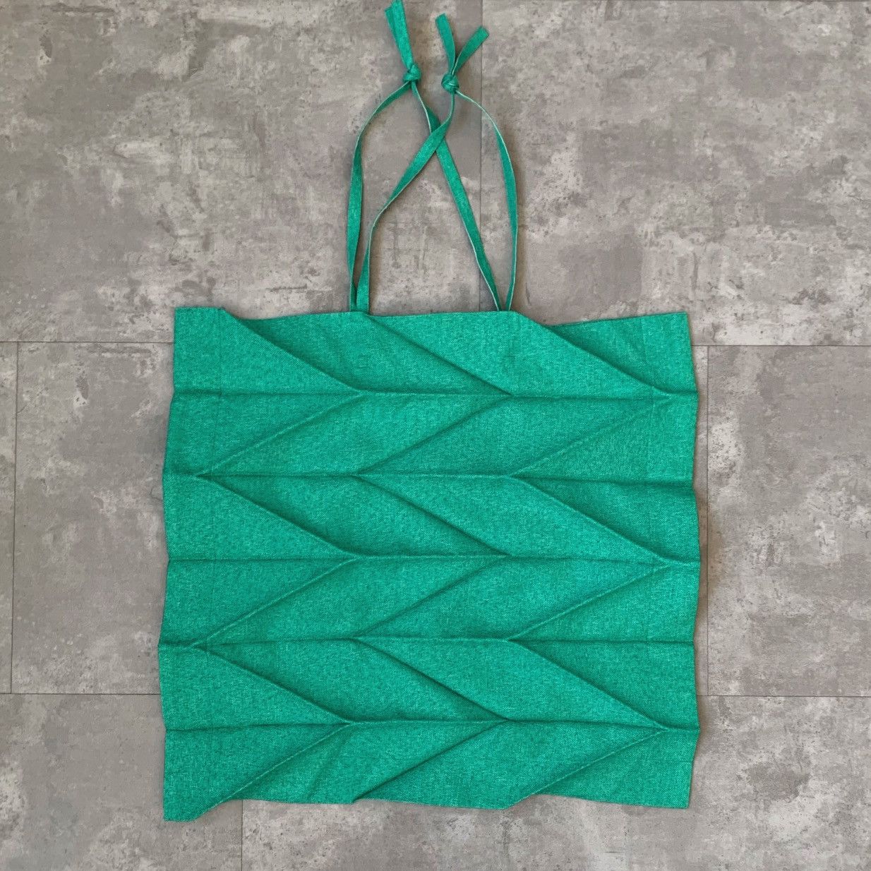 Issey Miyake Issey Miyake Tote Bag Pleated Shopper Shoulder Green Size ONE SIZE - 2 Thumbnail