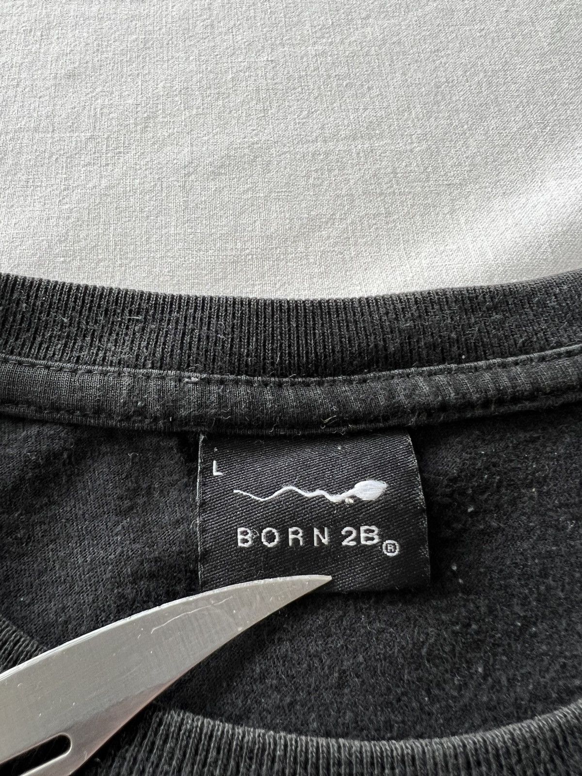 Band Tees Vintage 2000s Born 2B Unique Me Sperm Black Tee Size US L / EU 52-54 / 3 - 10 Thumbnail