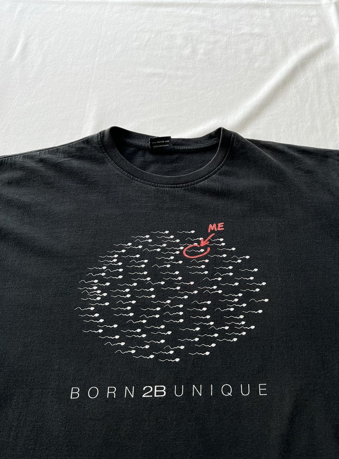 Band Tees Vintage 2000s Born 2B Unique Me Sperm Black Tee Size US L / EU 52-54 / 3 - 3 Thumbnail