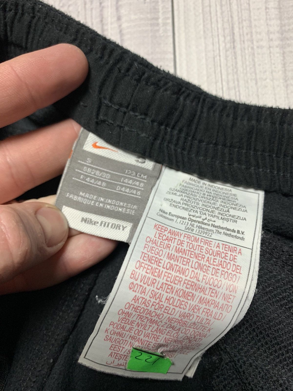 Nike × Vintage Vintage Nike Fleece Pants size S rare logo Size US 30 / EU 46 - 5 Thumbnail