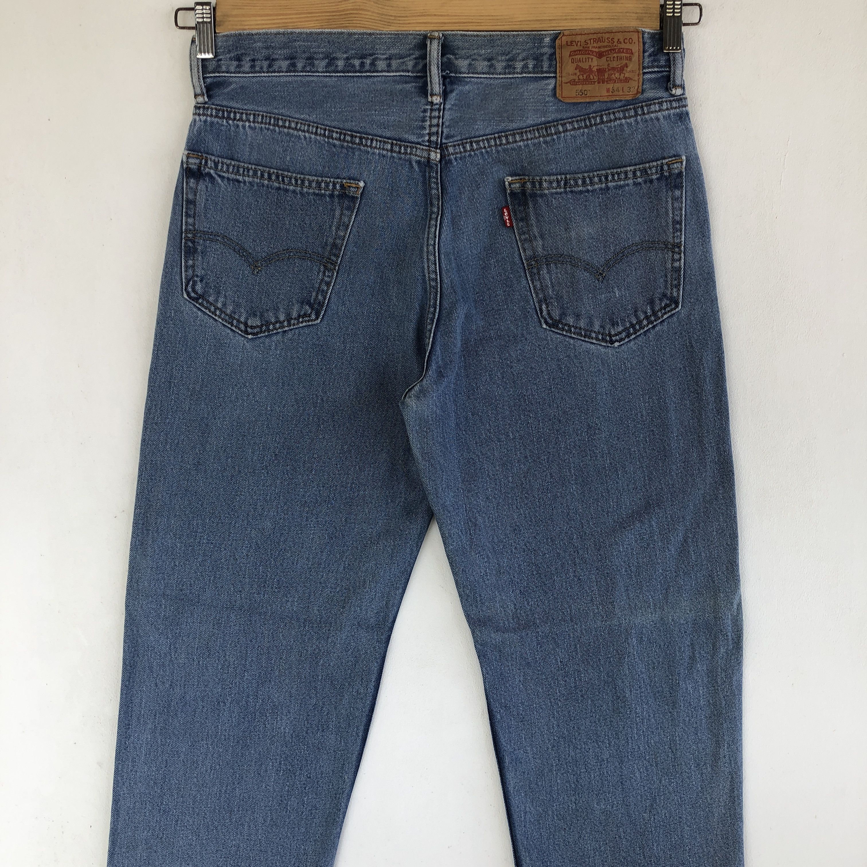 Levi's Vintage Levi's 550 Light Wash Jeans Levis Sun Faded Denim Size US 34 / EU 50 - 4 Thumbnail