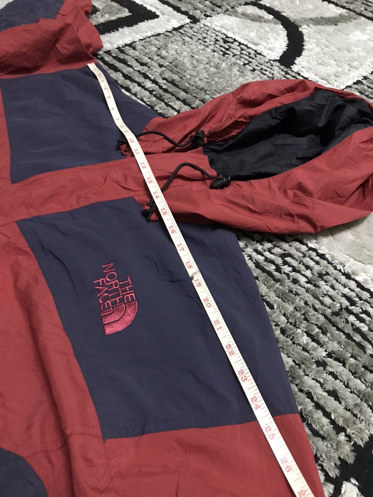 The North Face outdoor jacket Size US M / EU 48-50 / 2 - 9 Thumbnail