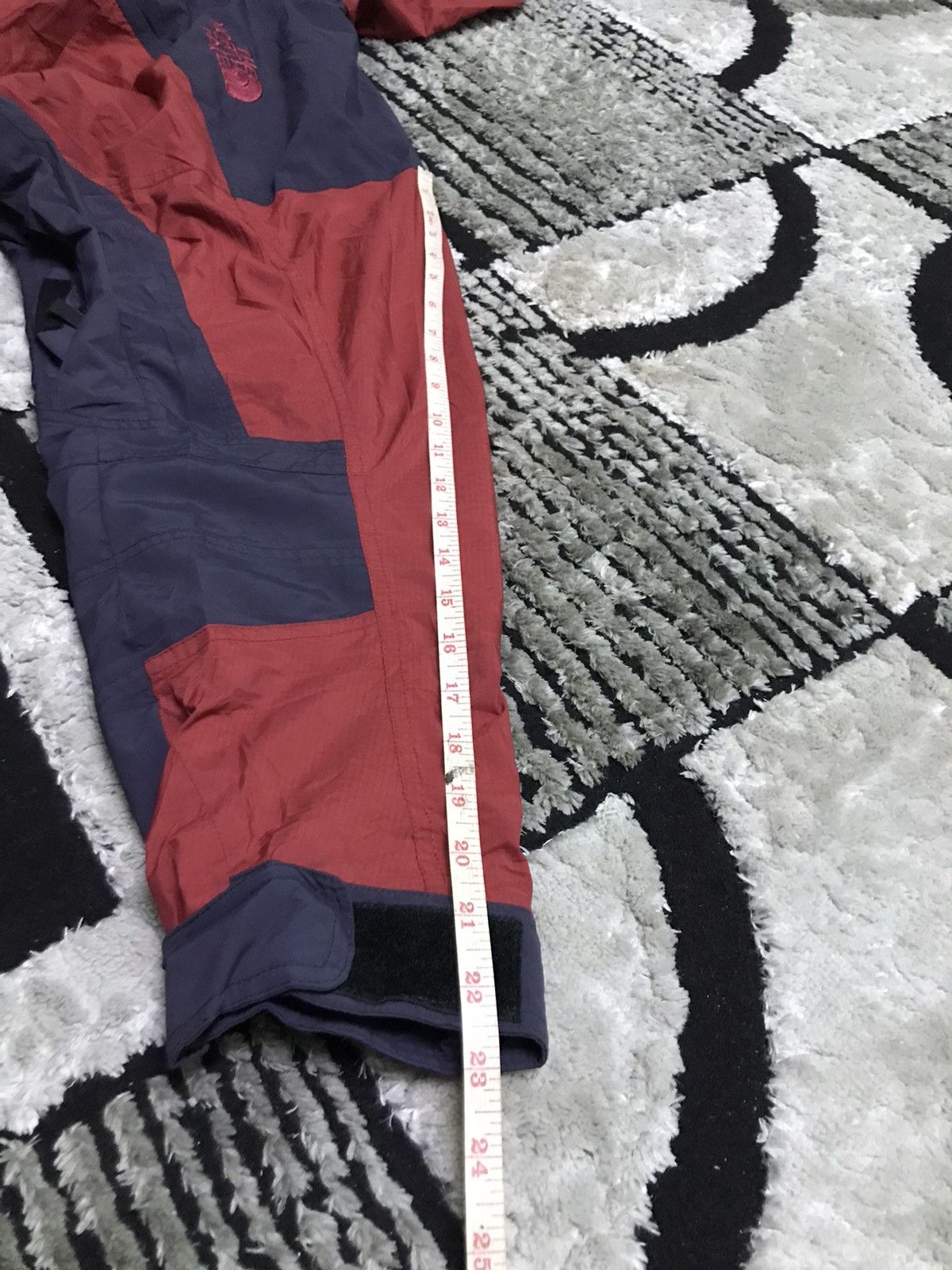 The North Face outdoor jacket Size US M / EU 48-50 / 2 - 10 Thumbnail