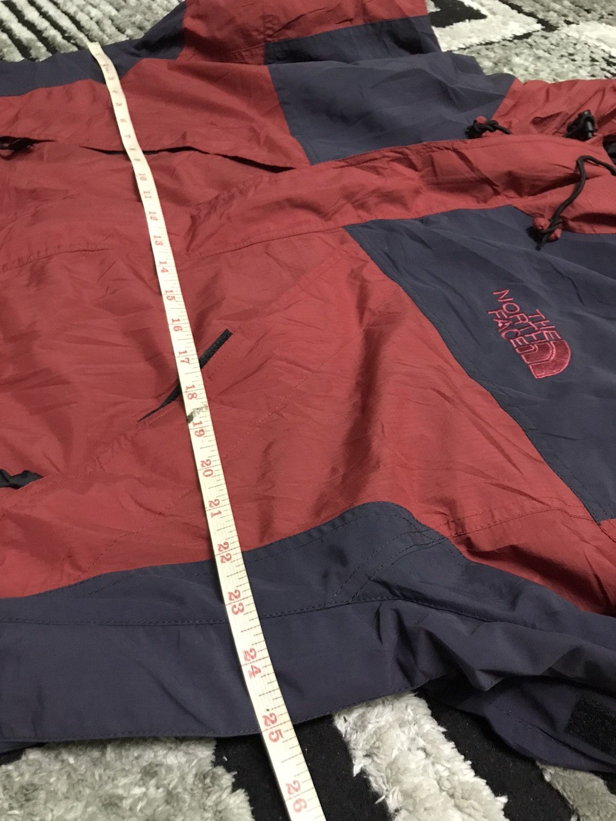 The North Face outdoor jacket Size US M / EU 48-50 / 2 - 7 Thumbnail