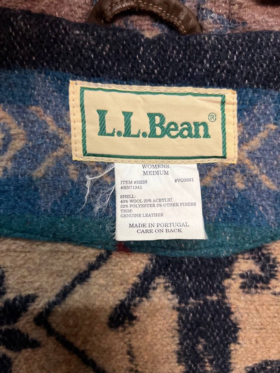 L.L. Bean VINTAGE L.L BEAN WOOL HOODIE NATIVE DESIGN Size US M / EU 48-50 / 2 - 12 Thumbnail