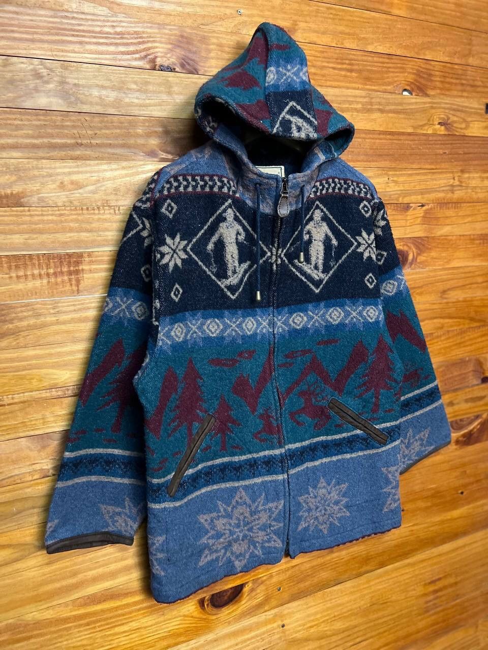L.L. Bean VINTAGE L.L BEAN WOOL HOODIE NATIVE DESIGN Size US M / EU 48-50 / 2 - 2 Thumbnail