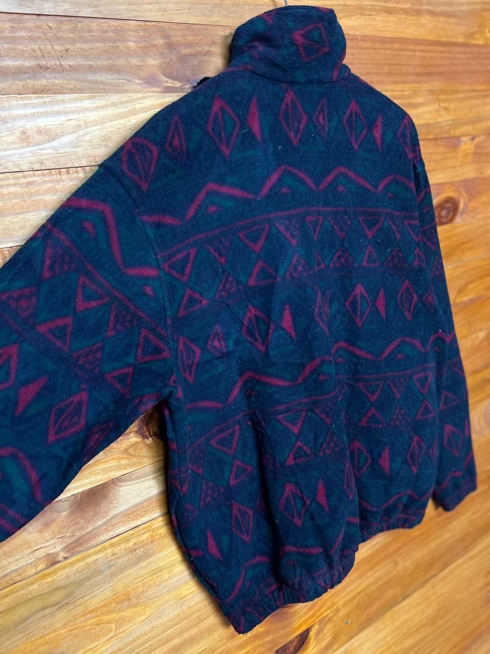 Bonfire Outerwear UNLIMITED SNOWBOARD APPAREL NATIVE DESIGN MADE IN CANADA Size US M / EU 48-50 / 2 - 8 Thumbnail